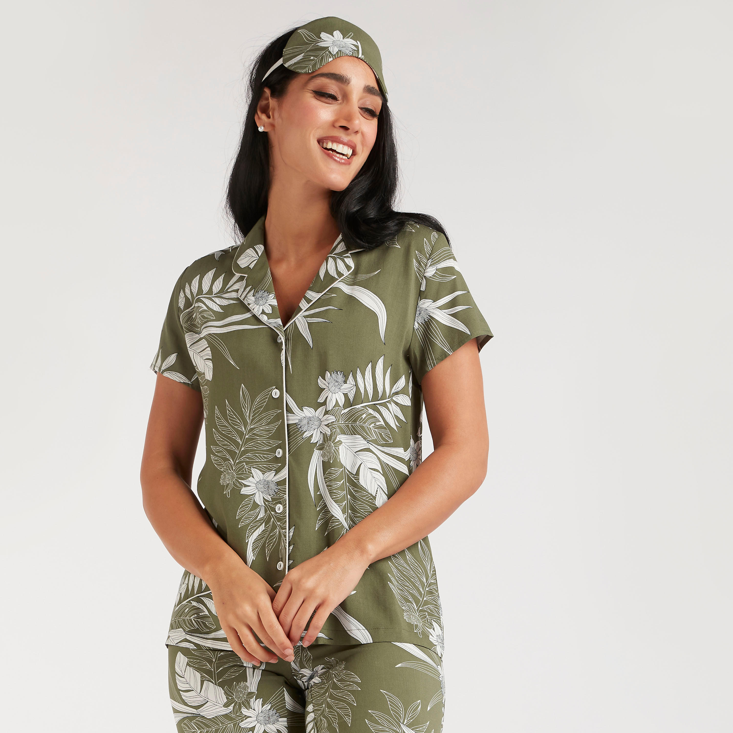 طقم بنطلون بيجاما طويل وقميص بطبعات وقناع عيون-women-clothing-nightwear-pyjamas-longsets-image-6