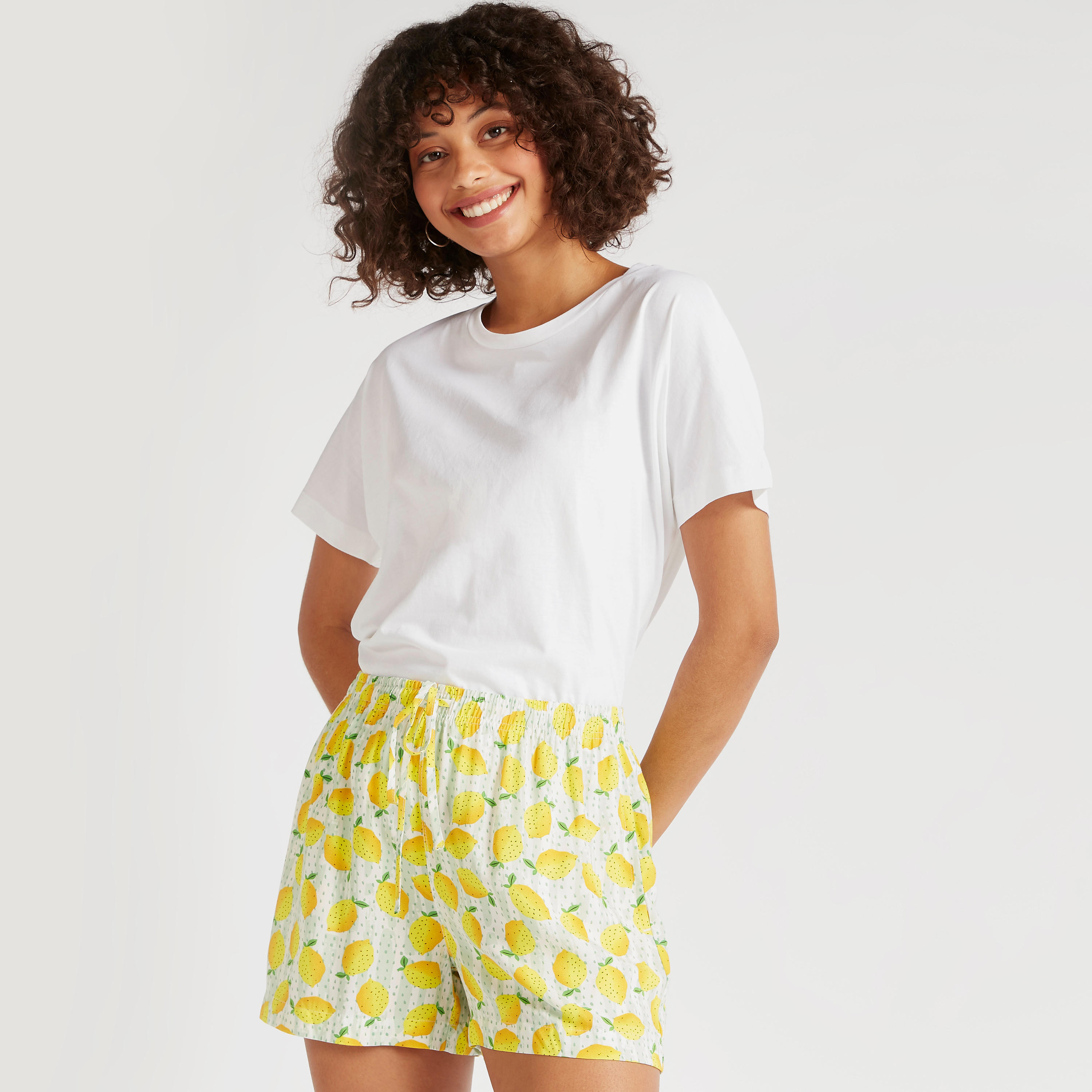شورت برباط إغلاق وجيوب وطبعات ليمون-women-clothing-nightwear-pyjamas-bottoms-image-1