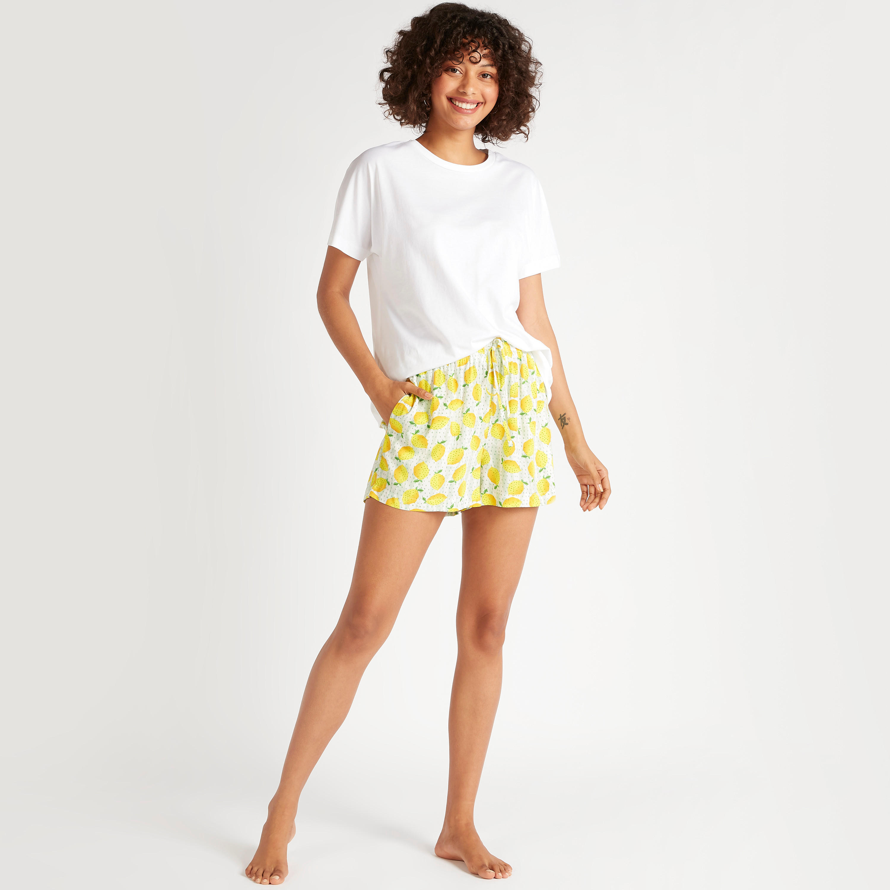 شورت برباط إغلاق وجيوب وطبعات ليمون-women-clothing-nightwear-pyjamas-bottoms-image-2