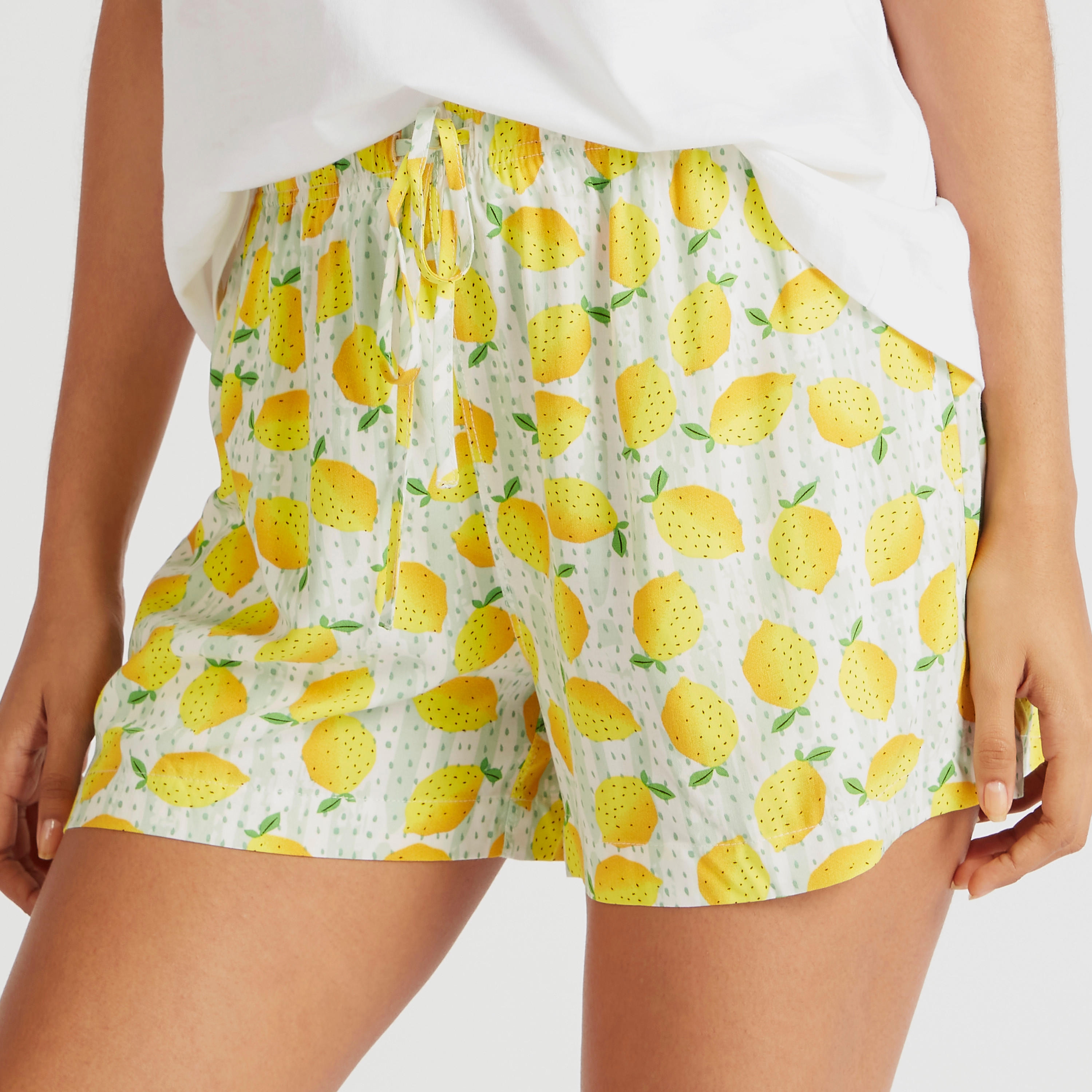 شورت برباط إغلاق وجيوب وطبعات ليمون-women-clothing-nightwear-pyjamas-bottoms-image-3
