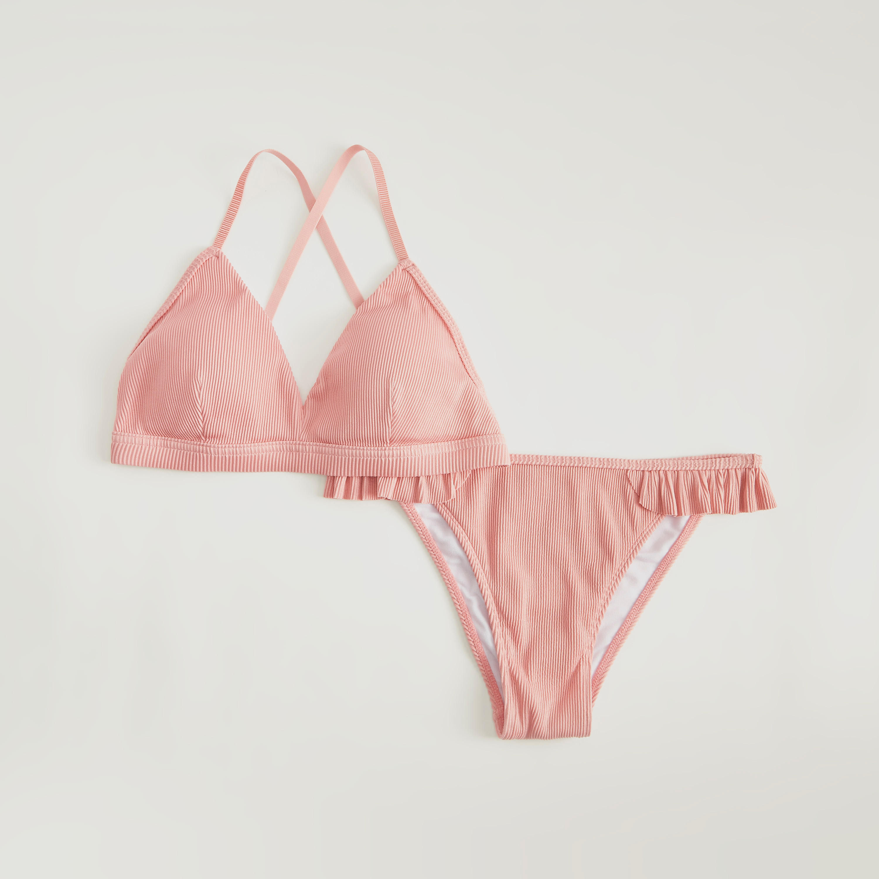 طقم بيكيني مخطط بارز الملمس بتفاصيل كشكشة-women-clothing-swimandbeach-bikinis-image-1
