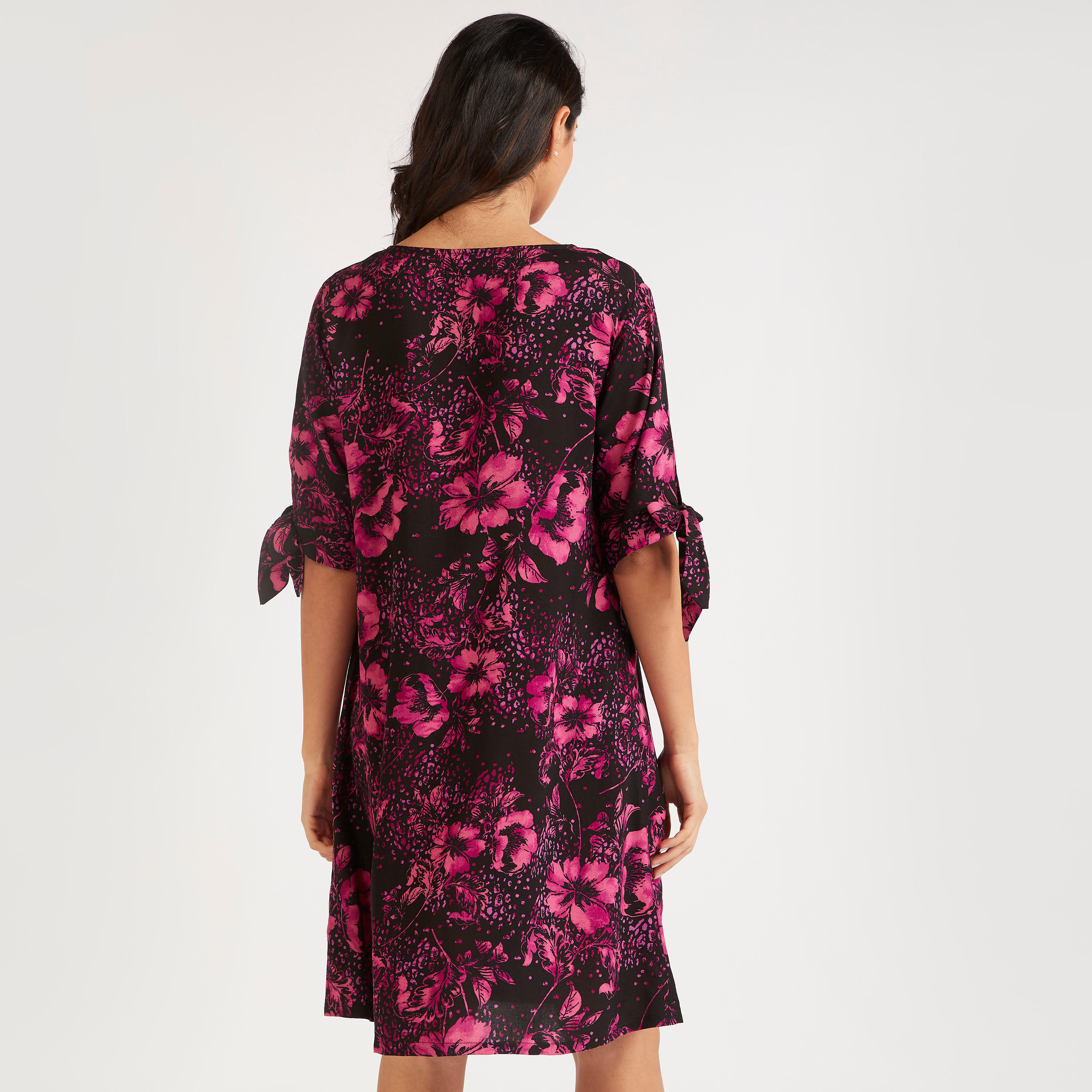طقم قمصان نوم متنوّعة بياقة مستديرة وأكمام بأطراف معقودة - قطعتين-women-clothing-nightwear-nighties-image-4