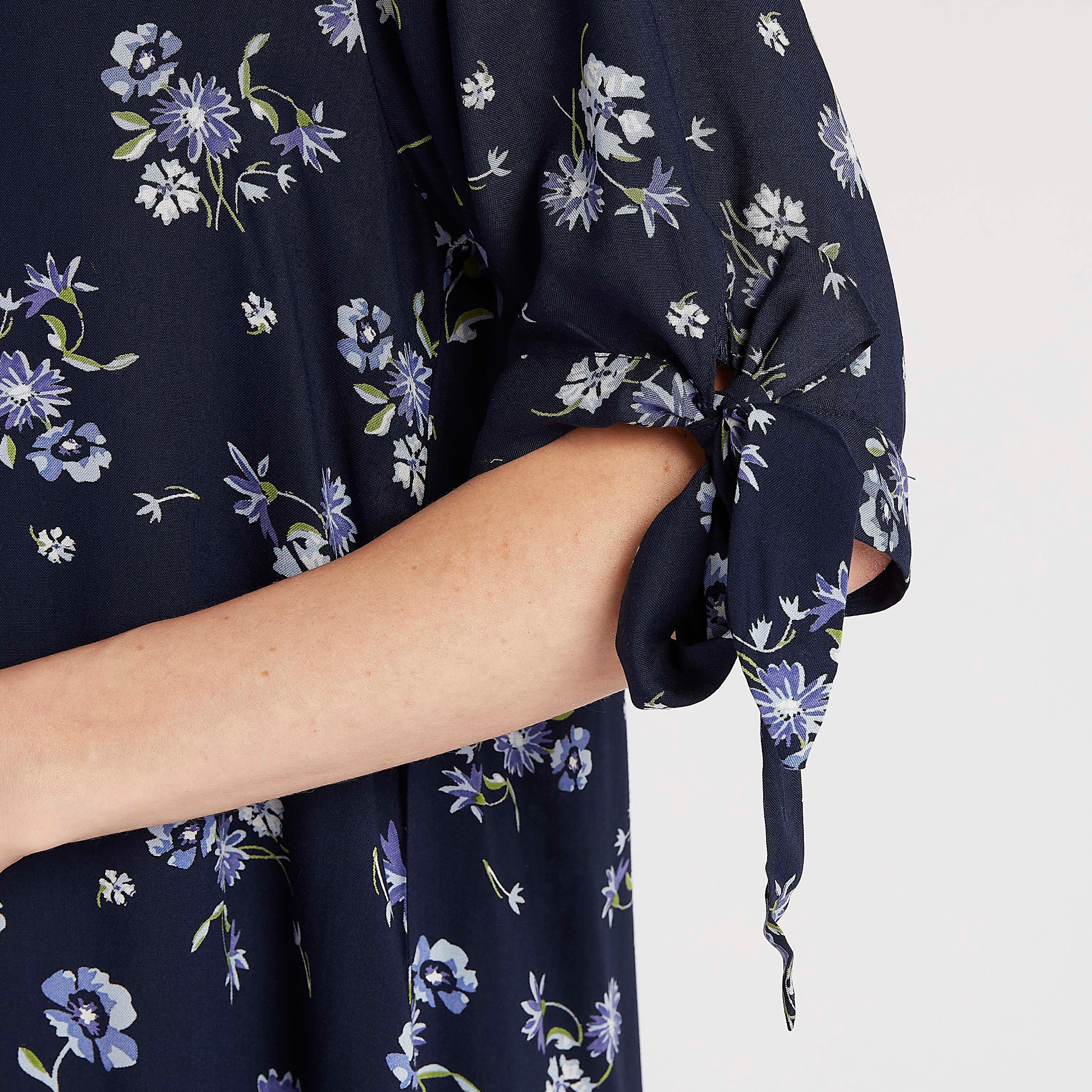 قميص نوم مستدام متنوّع بأكمام بأطراف رباط - طقم من قطعتين-women-clothing-nightwear-nighties-image-3
