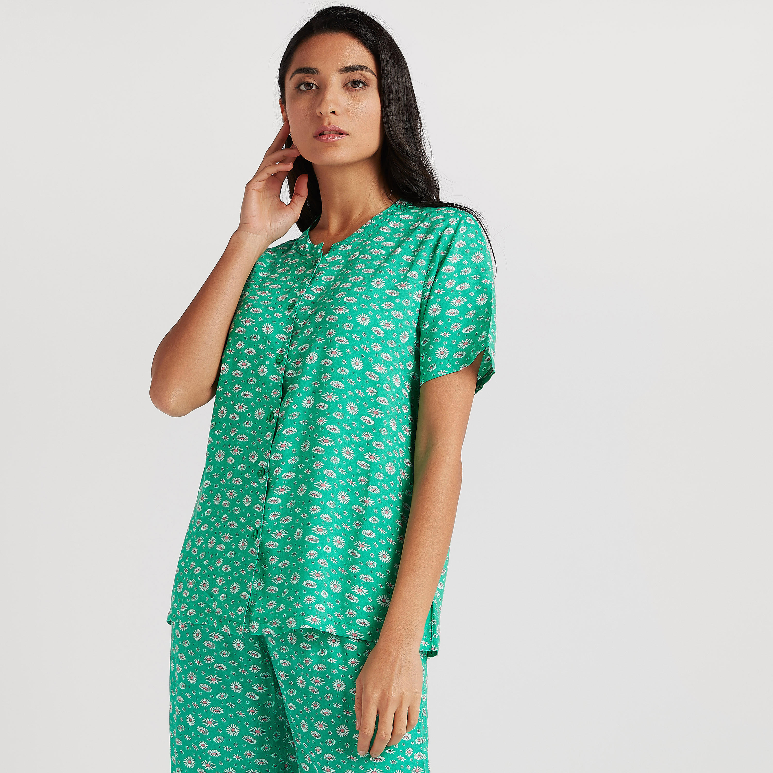 طقم مستدام من بنطلون بيجاما طويل وقميص بطبعات أزهار وياقة ماندارين-women-clothing-nightwear-pyjamas-longsets-image-4
