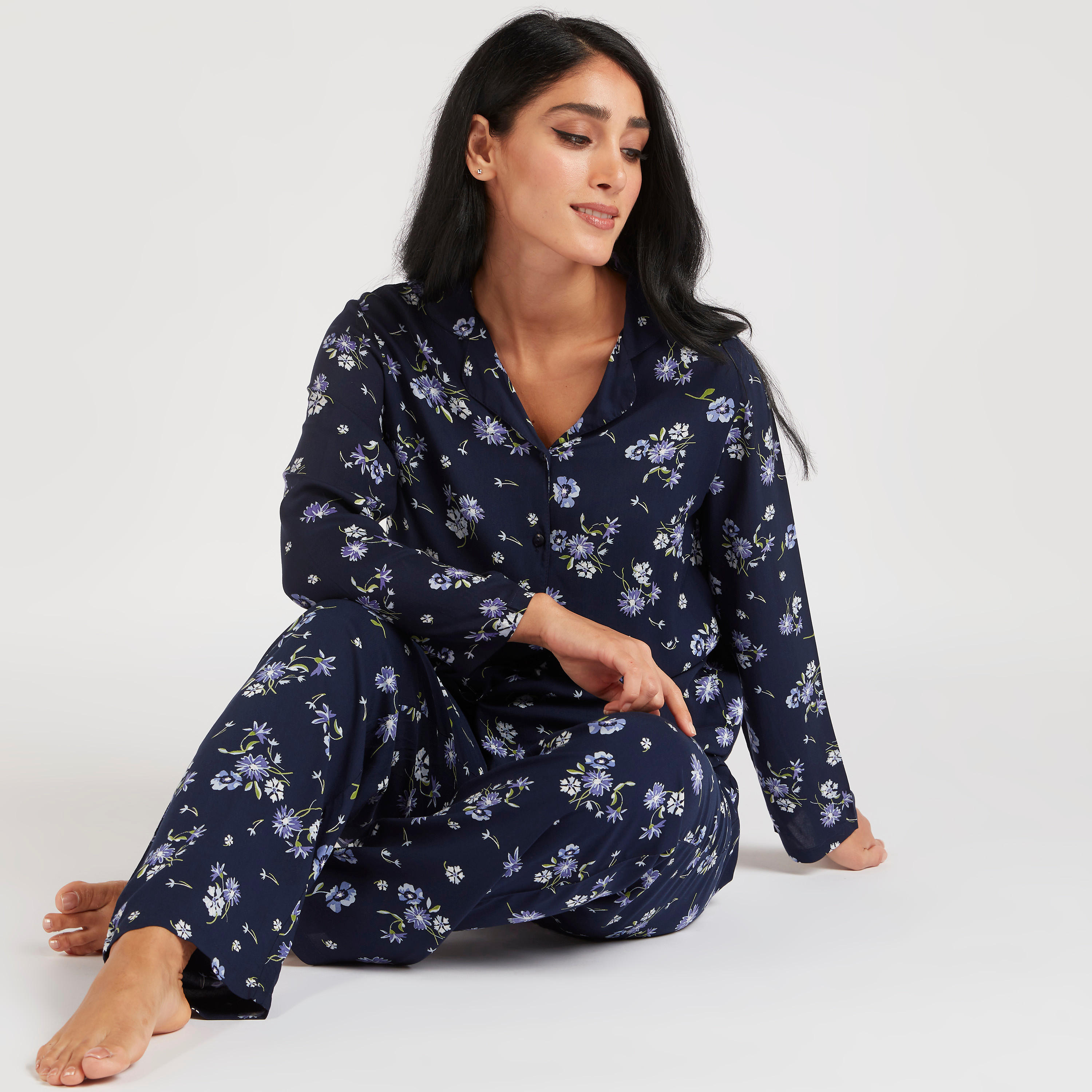 طقم بنطلون بيجاما وقميص بطبعات أزهار-women-clothing-nightwear-pyjamas-longsets-image-1