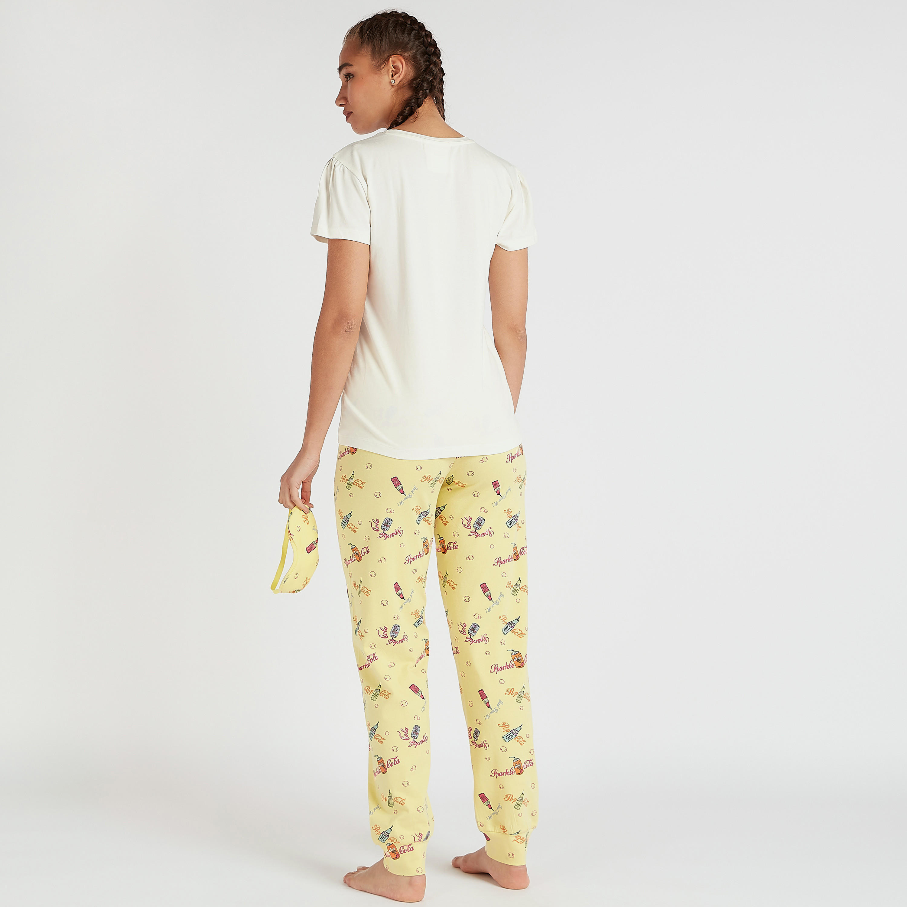 طقم بنطلون بيجاما وتيشيرت بطبعات مع قناع عيون-women-clothing-nightwear-pyjamas-longsets-image-3