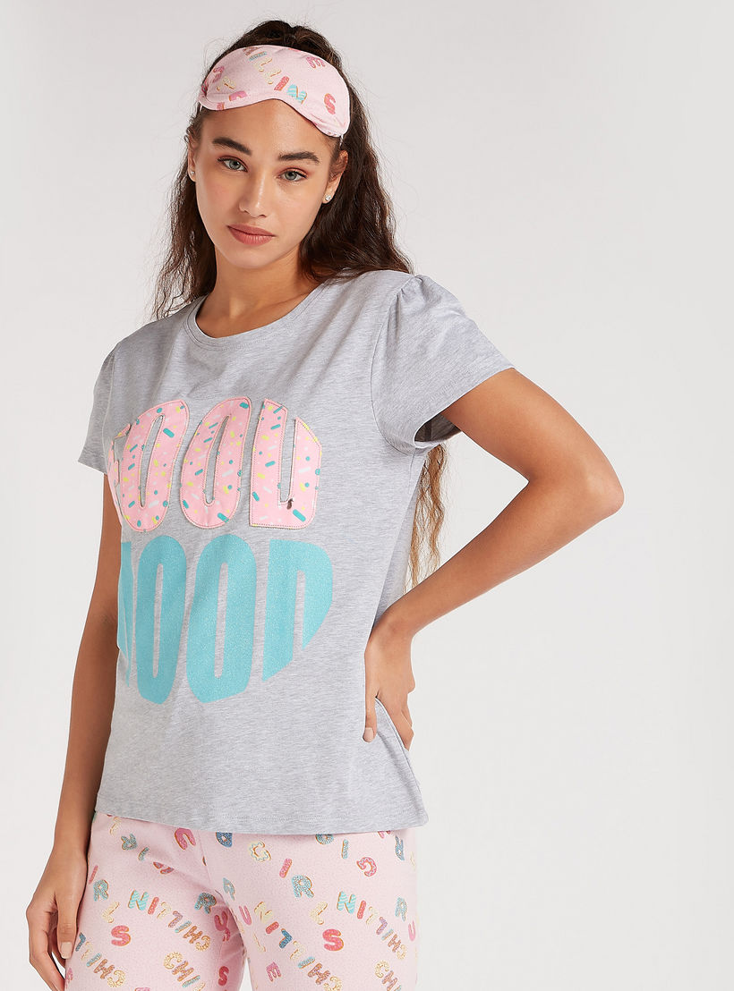 طقم من بنطلون بيجاما طويل وتيشيرت بياقة ضيقة - 3 قطع-women-clothing-nightwear-pyjamas-longsets-image-5