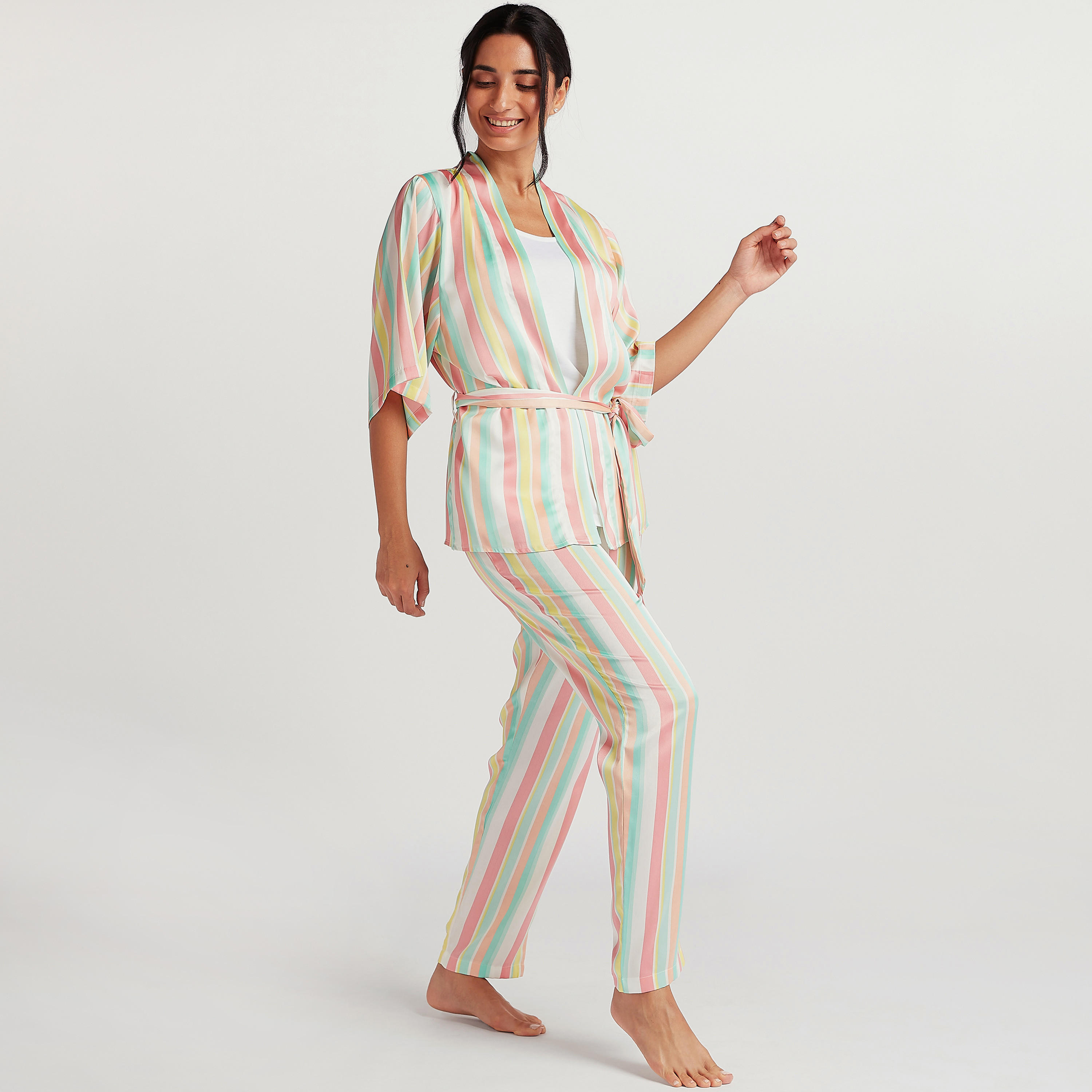 طقم من بنطلون بيجاما طويل وقميص بحزام مقلّم-women-clothing-nightwear-pyjamas-longsets-image-1