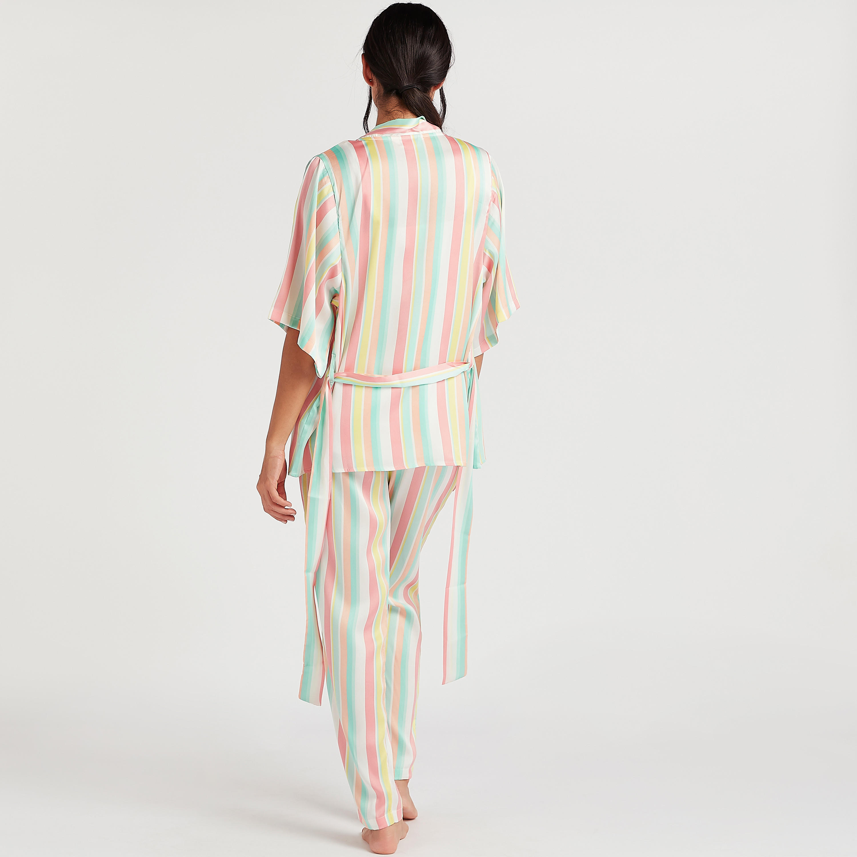طقم من بنطلون بيجاما طويل وقميص بحزام مقلّم-women-clothing-nightwear-pyjamas-longsets-image-5