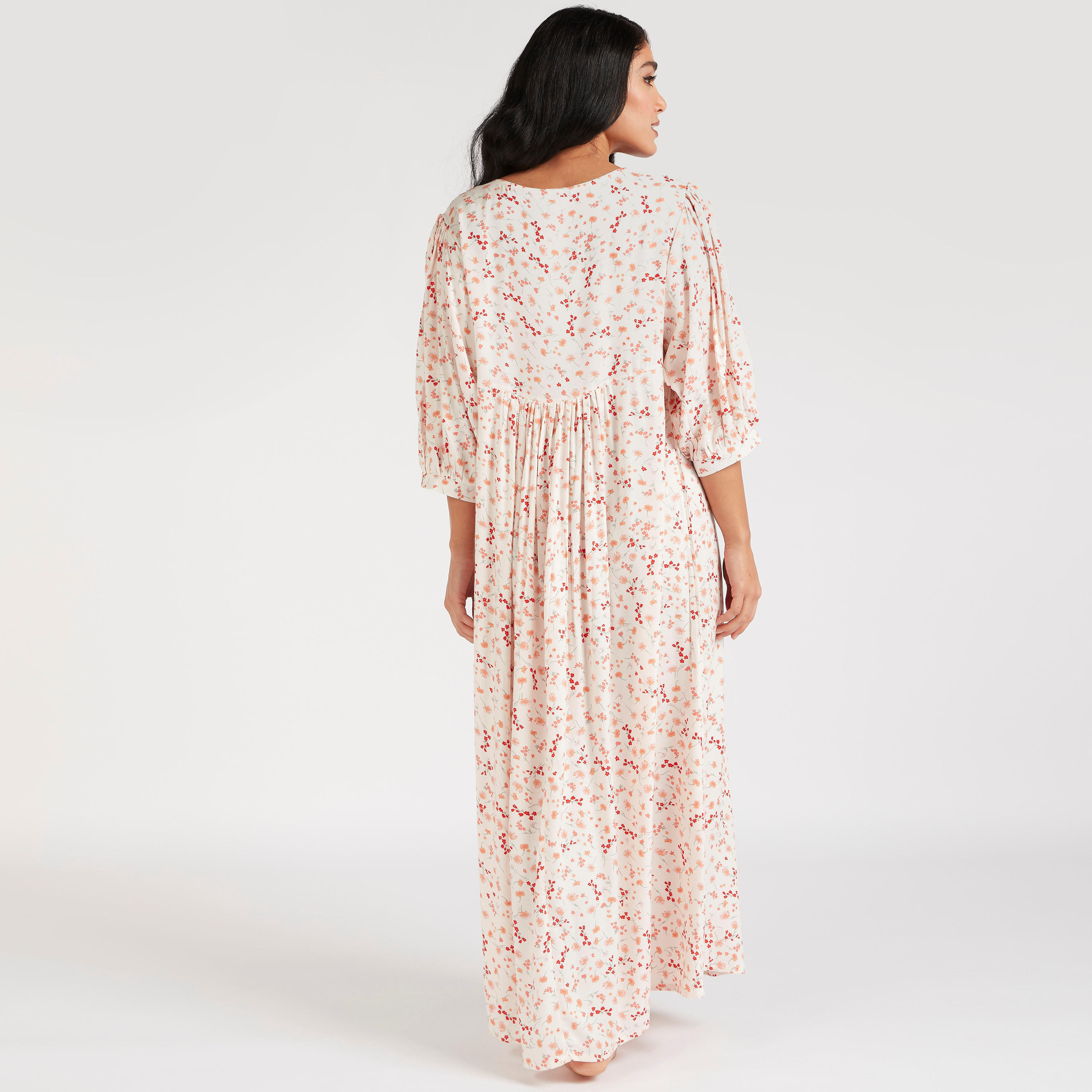 ثوب نوم بياقة بأربطة وطبعات زهرية-women-clothing-nightwear-nighties-image-4