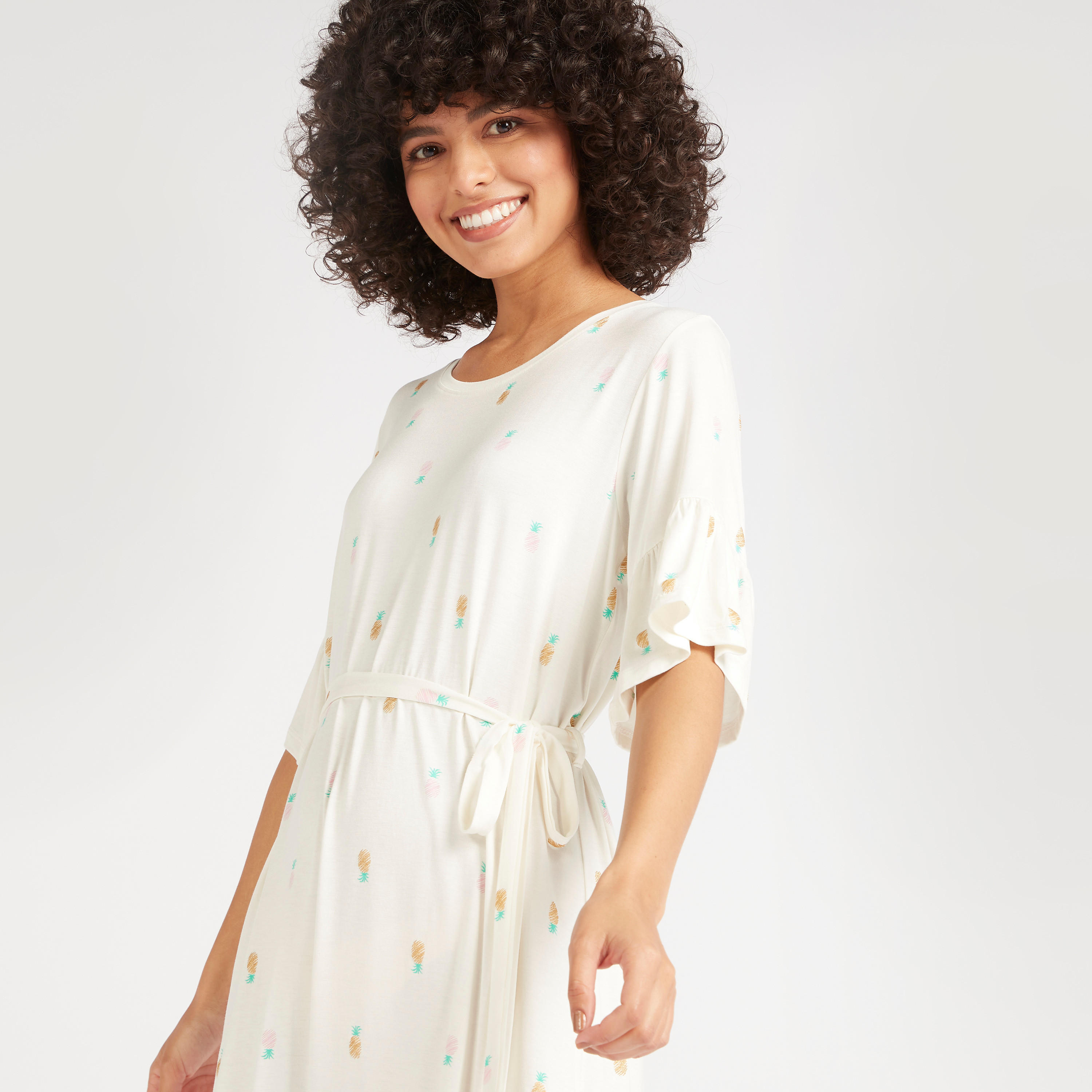 قميص نوم بياقة مستديرة وطبعات وحزام برباط-women-clothing-nightwear-nighties-image-3