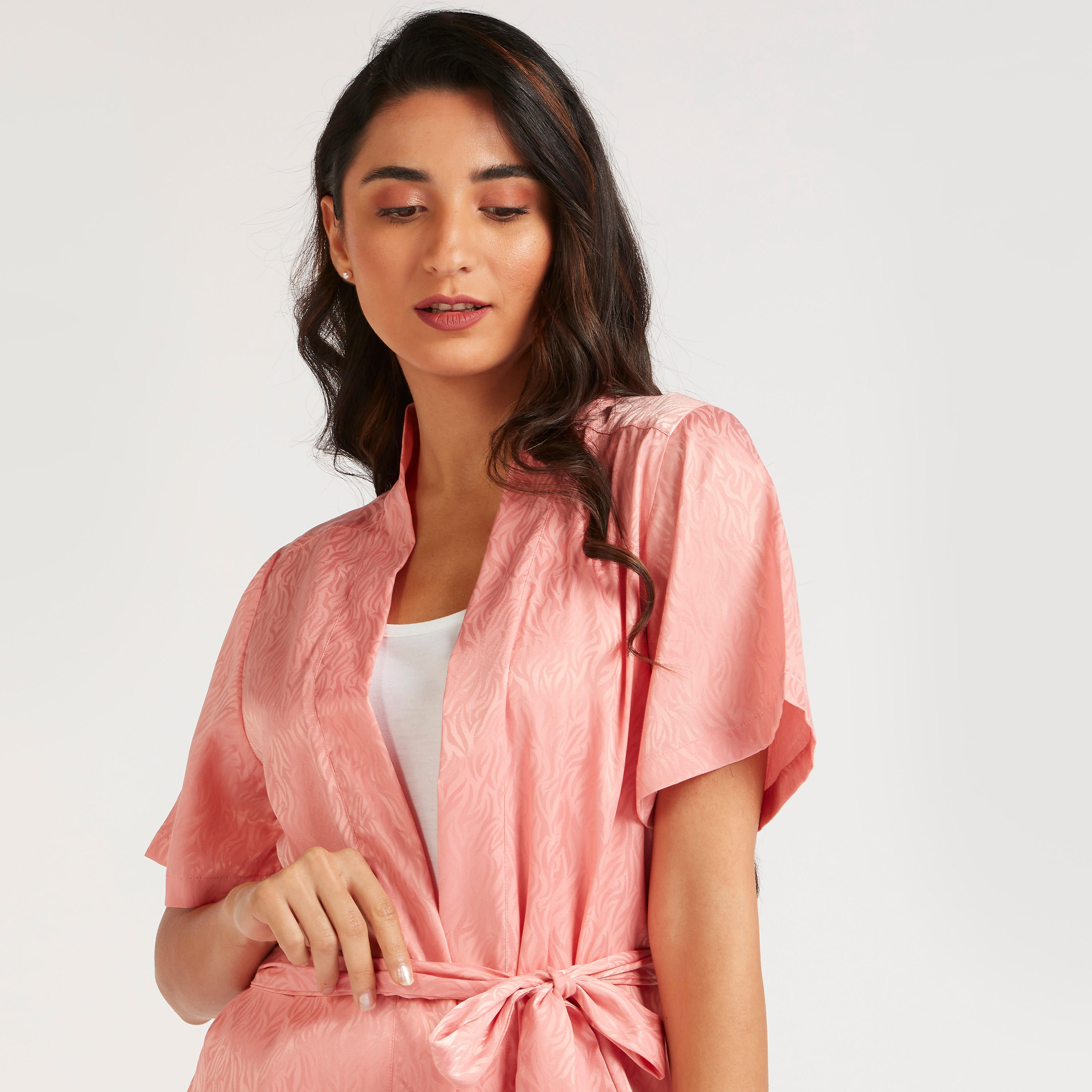 ثوب نوم بطبعات وحزام رباط-women-clothing-nightwear-robes-image-1