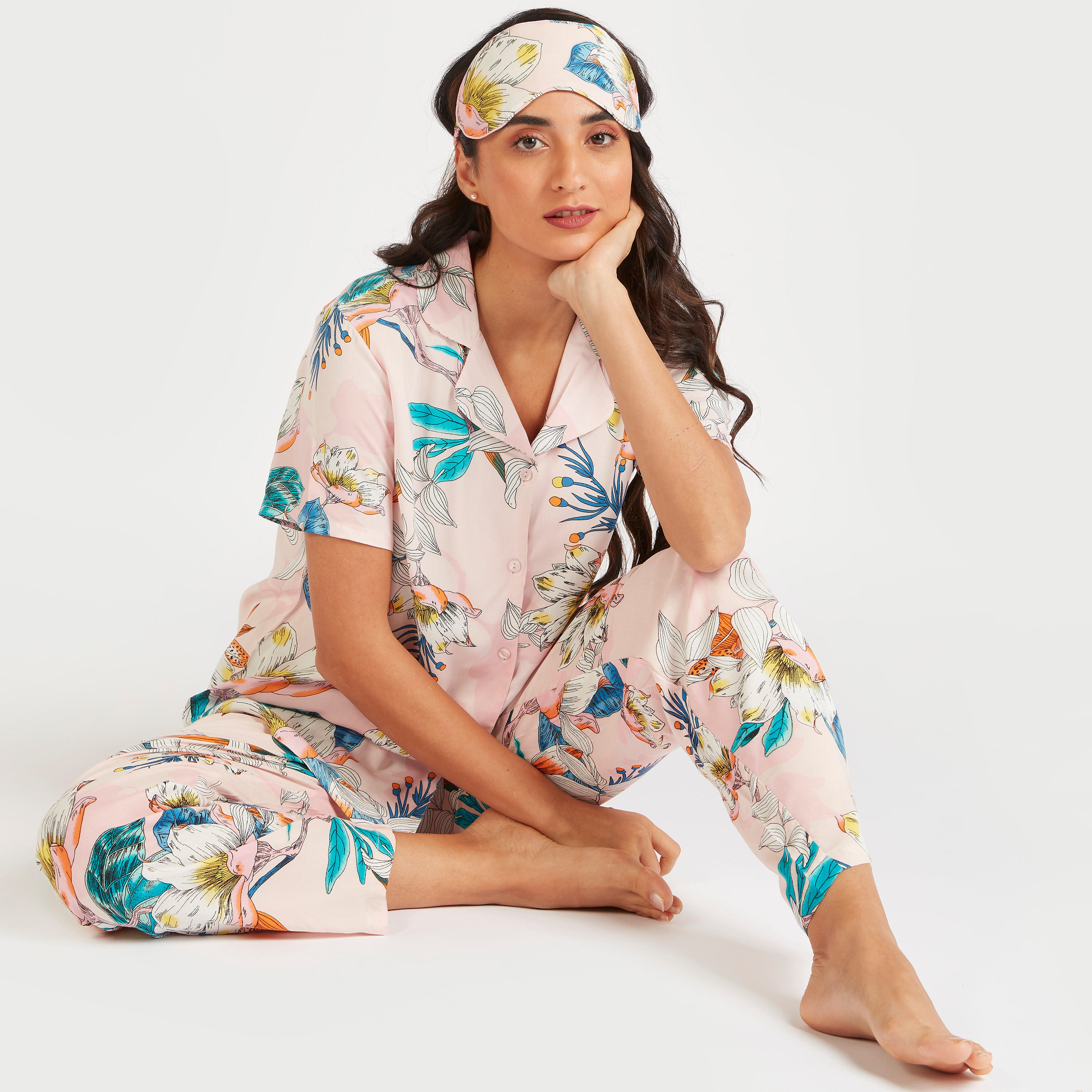 طقم بنطلون بيجاما طويل وقميص بطبعات وقناع عيون-women-clothing-nightwear-pyjamas-longsets-image-1