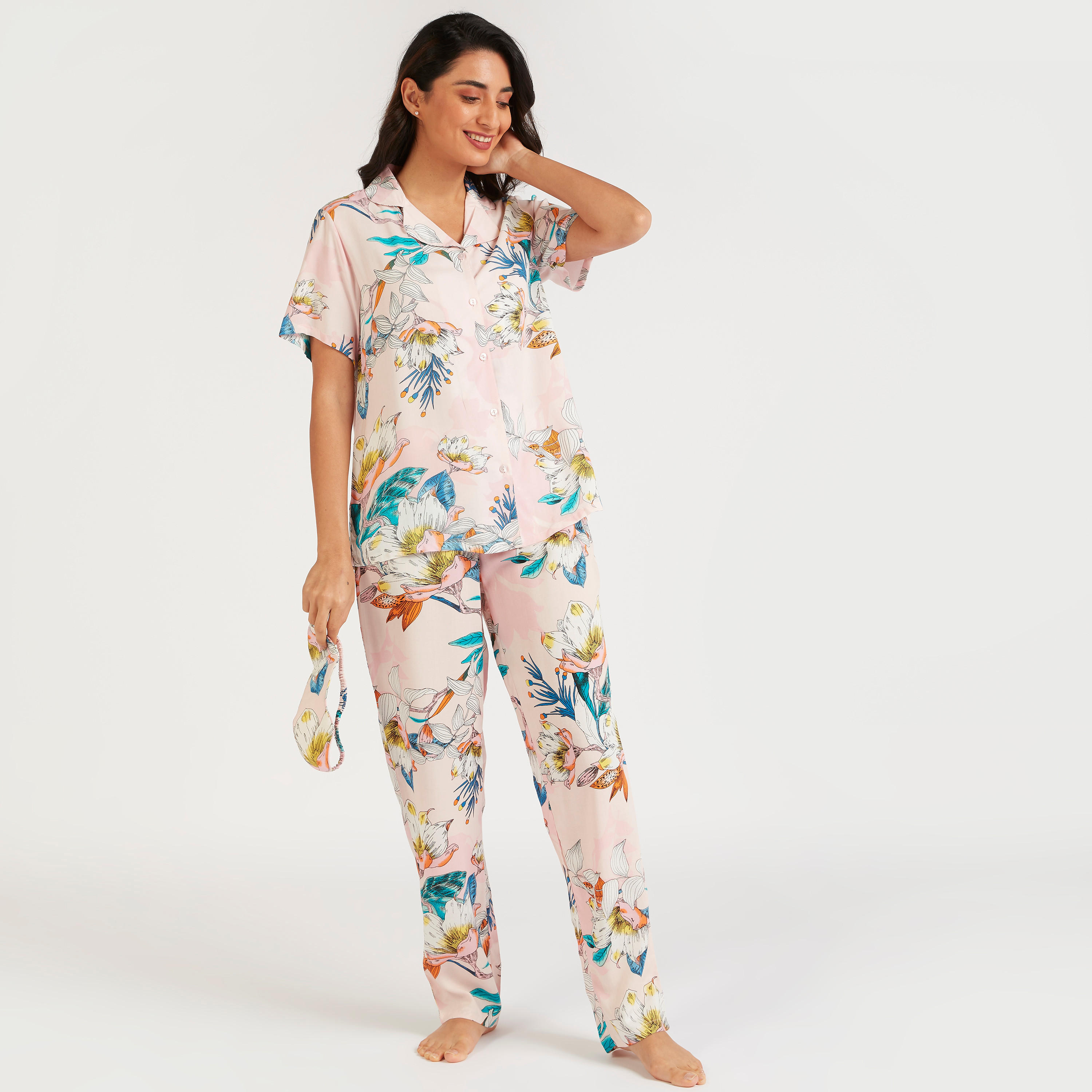 طقم بنطلون بيجاما طويل وقميص بطبعات وقناع عيون-women-clothing-nightwear-pyjamas-longsets-image-2