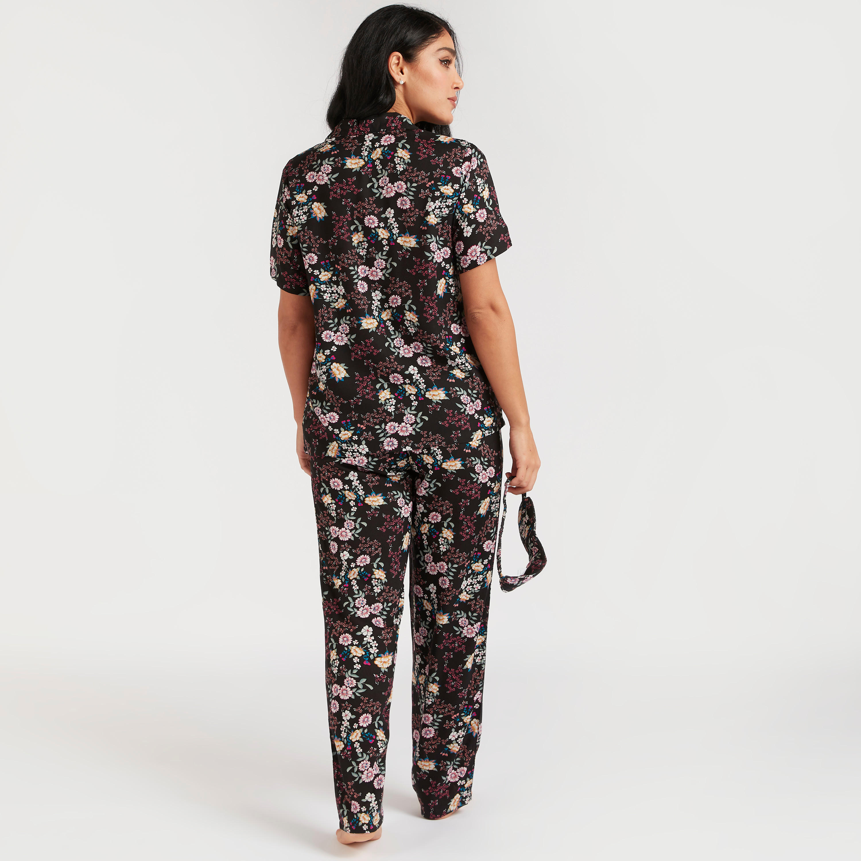 طقم بنطلون بيجاما طويل وقميص بطبعات وقناع عيون-women-clothing-nightwear-pyjamas-longsets-image-3