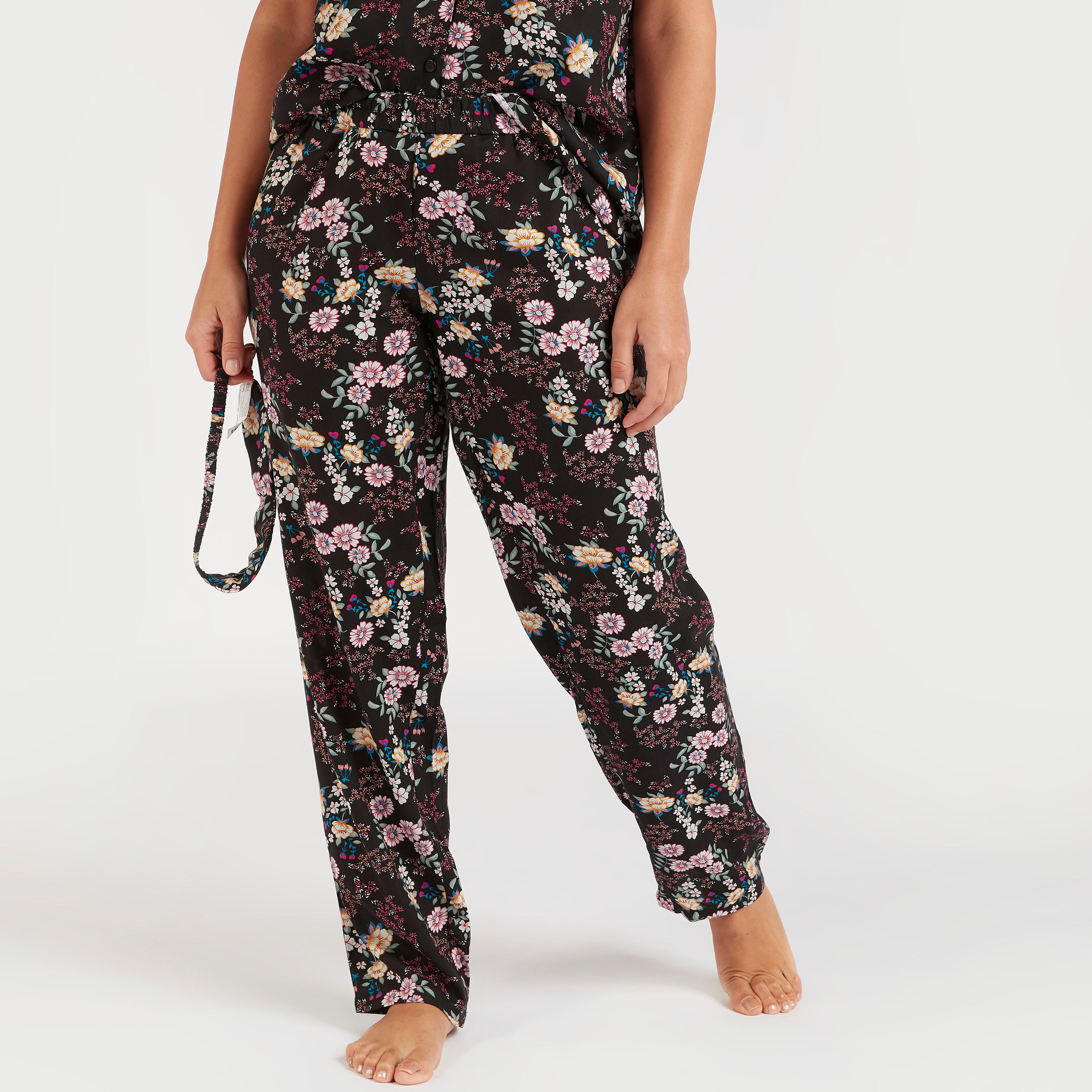 طقم بنطلون بيجاما طويل وقميص بطبعات وقناع عيون-women-clothing-nightwear-pyjamas-longsets-image-4