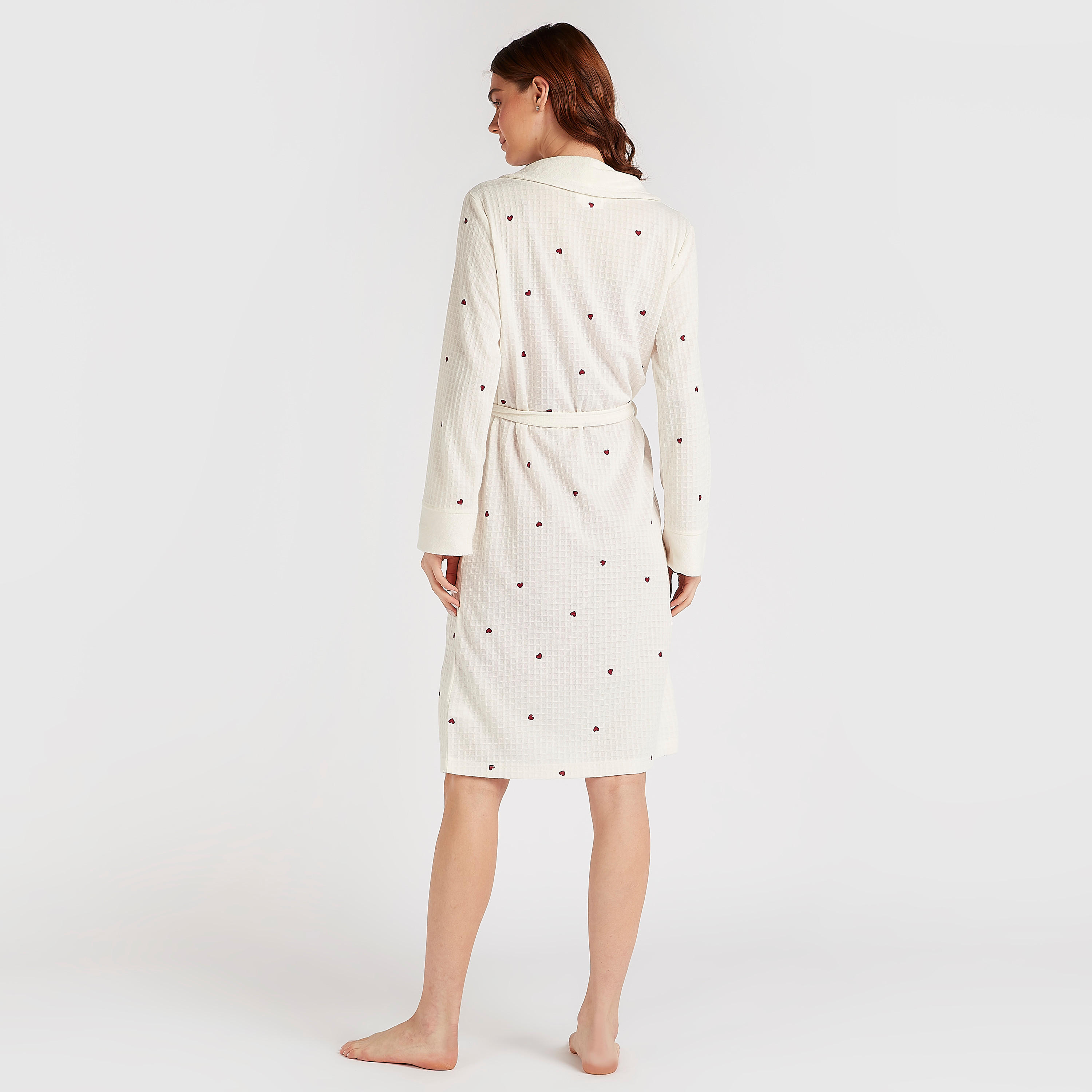 روب نوم بحزام بارز الملمس وافل بأكمام طويلة وياقة منسدلة-women-clothing-nightwear-robes-image-4