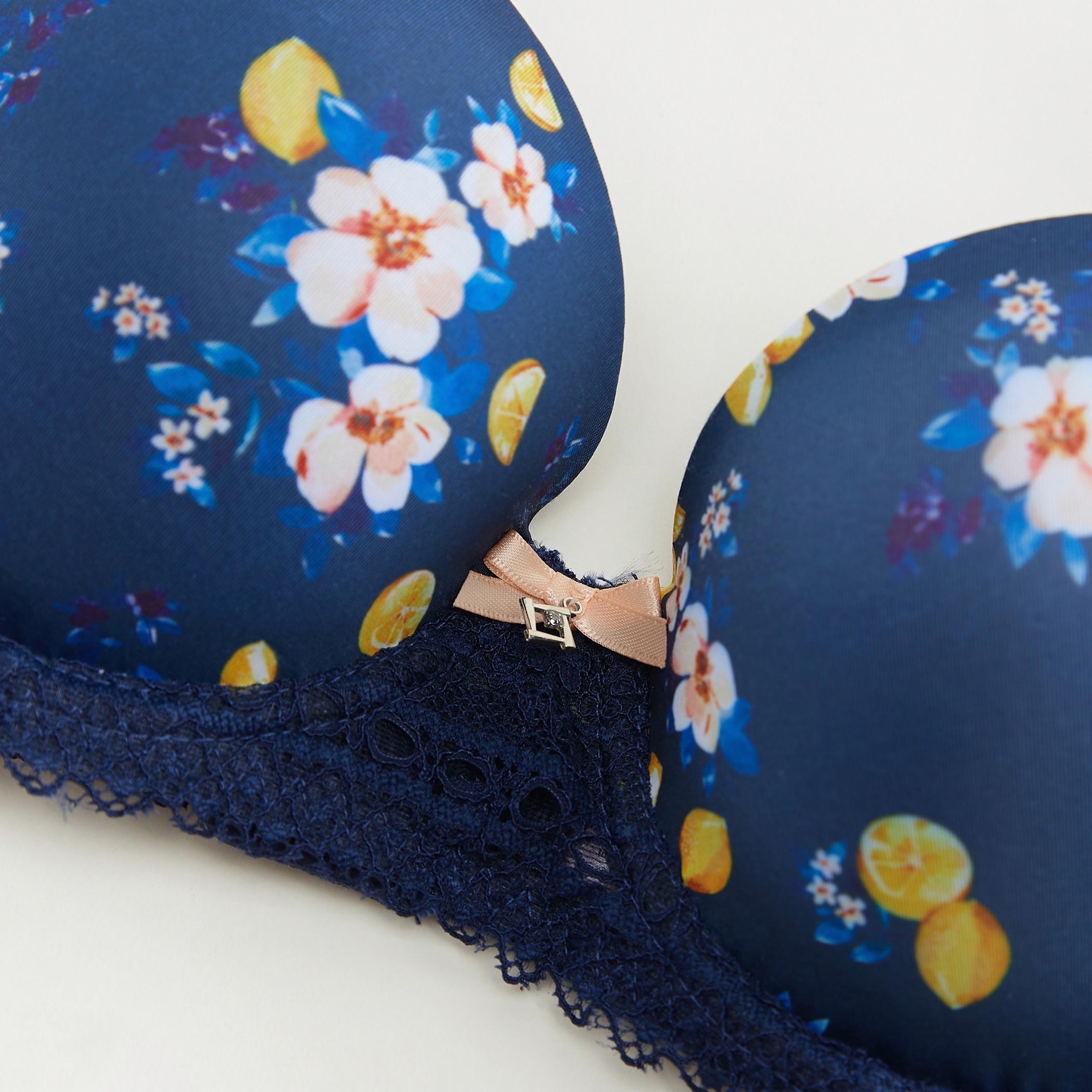 صدرية بلانج مبطنة بسلك وطبعات أزهار وتفاصيل دانتيل-women-clothing-lingerie-bras-image-2
