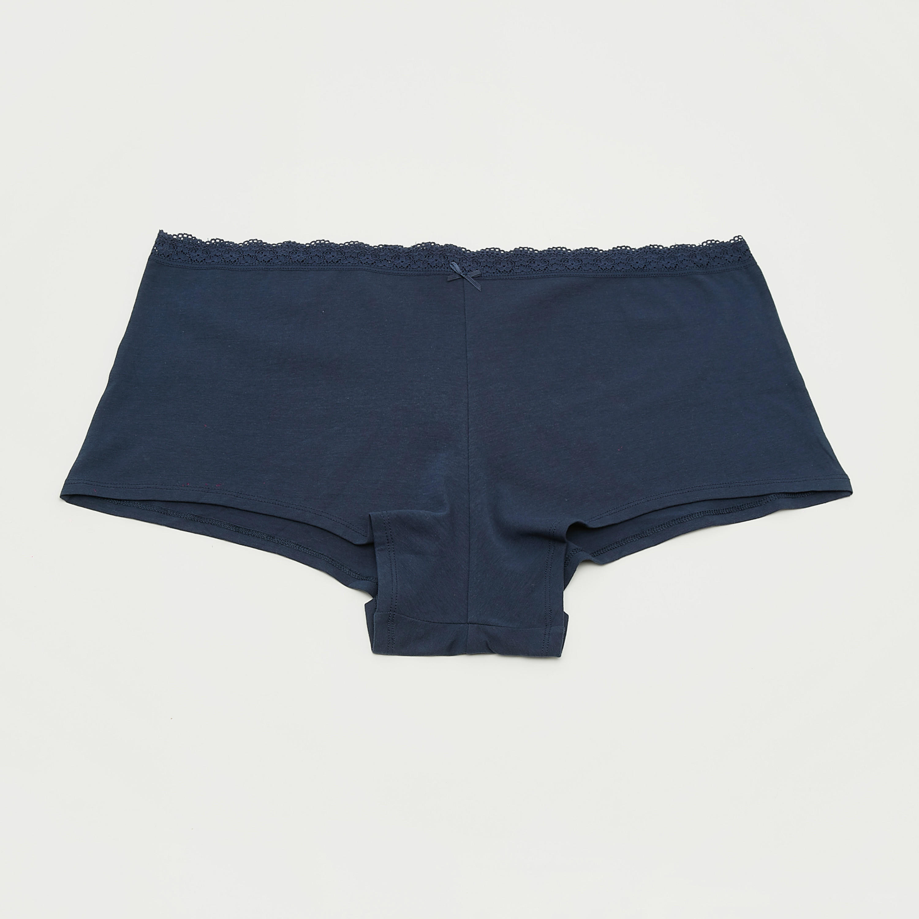 سراويل هيبستر متنوعة بتفاصيل دانتيل - طقم من 3 قطع-women-clothing-lingerie-panties-image-3