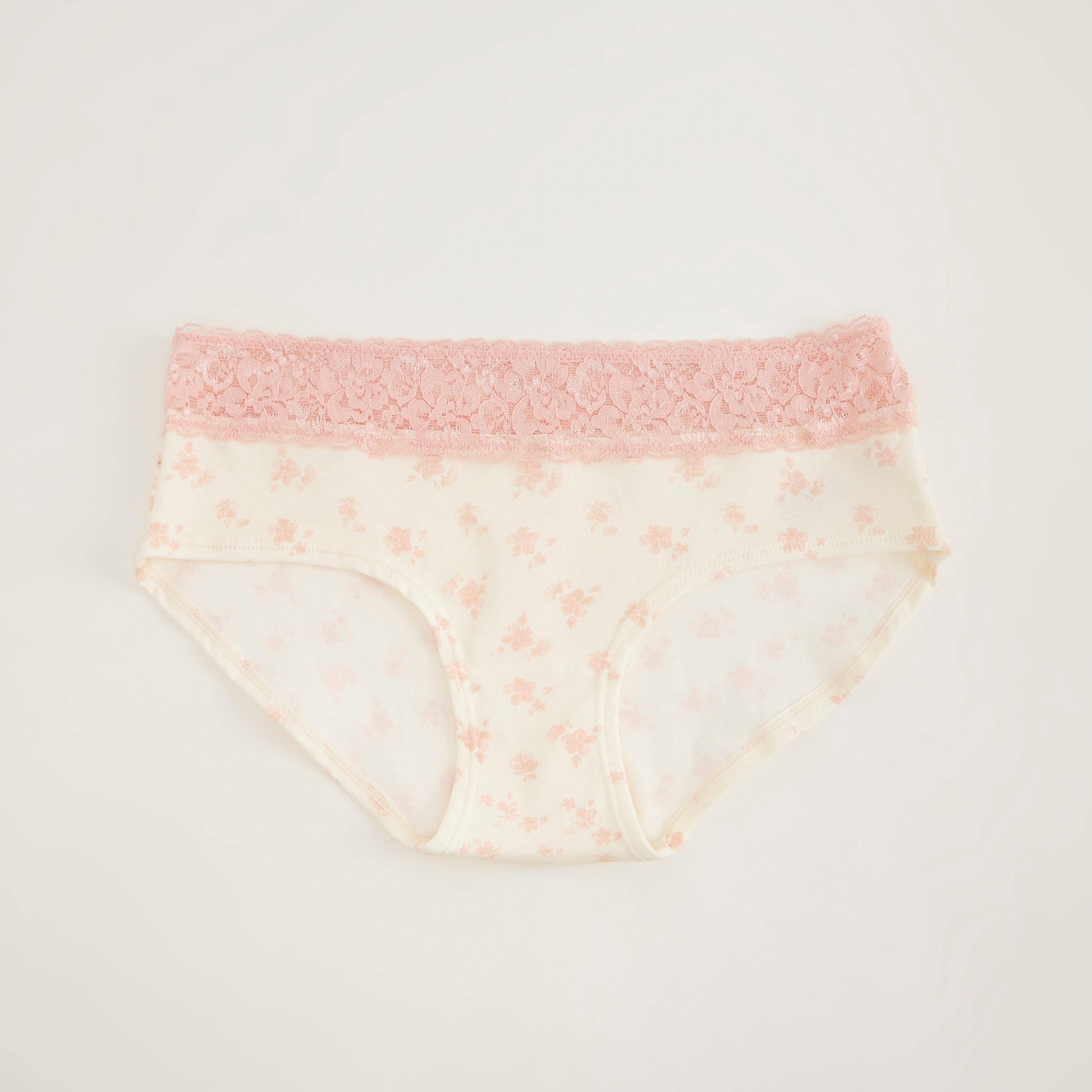 سروال داخلي بطبعات أزهار وتفاصيل دانتيل-women-clothing-lingerie-panties-image-1