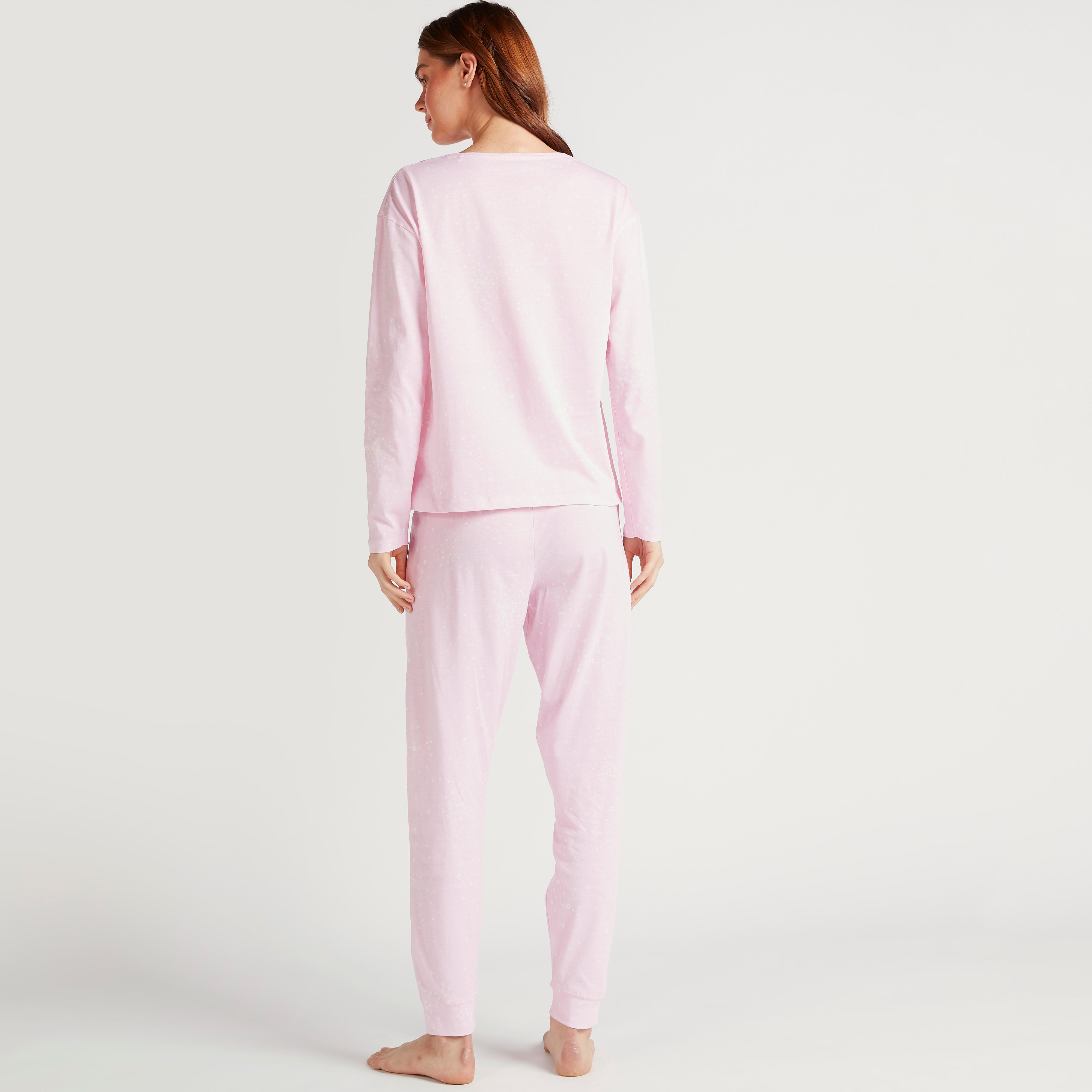 طقم بنطلون بيجاما طويل وتيشيرت بطبعات-women-clothing-nightwear-pyjamas-longsets-image-3