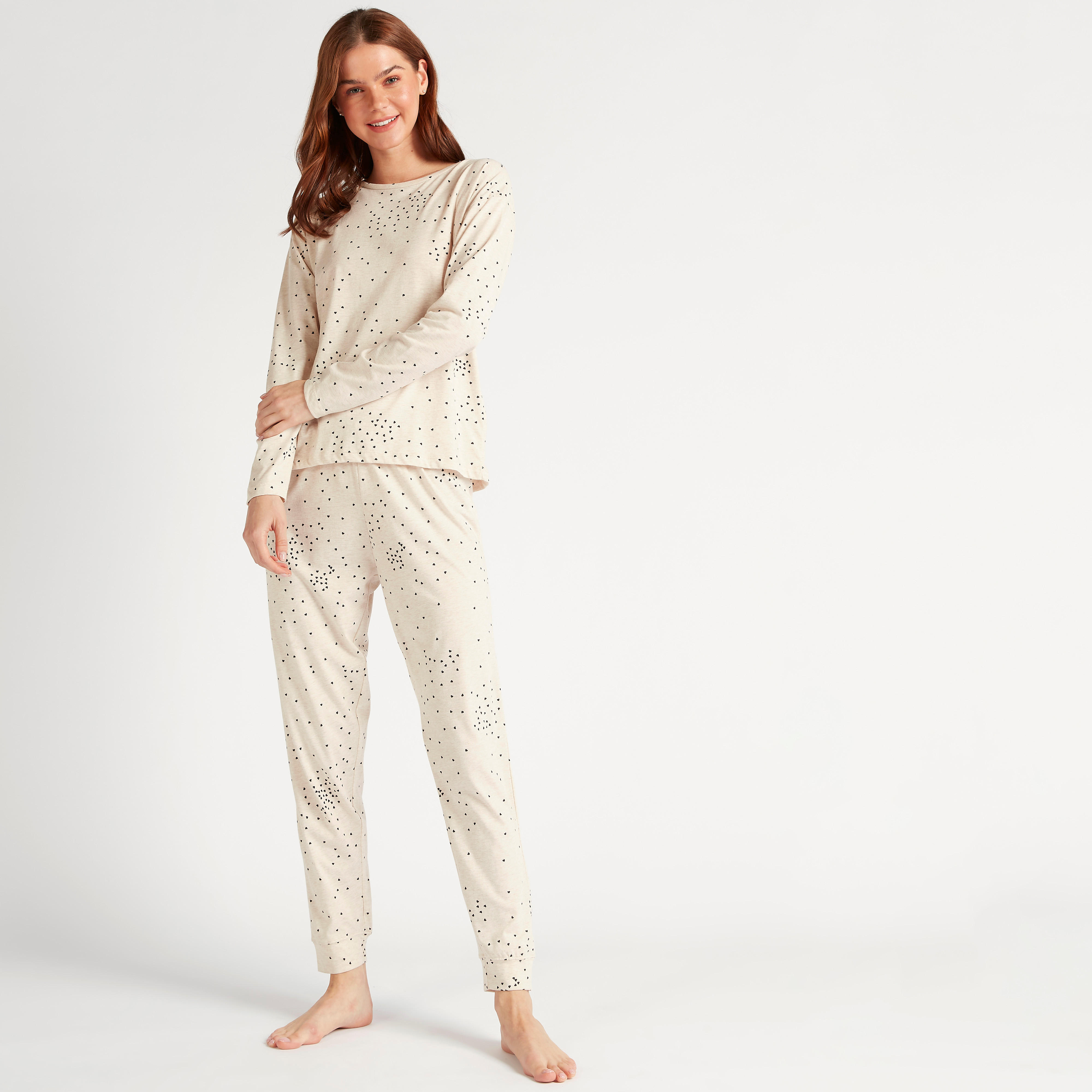 طقم بنطلون بيجاما وتيشيرت بطبعات قلب وياقة ضيّقة-women-clothing-nightwear-pyjamas-longsets-image-2
