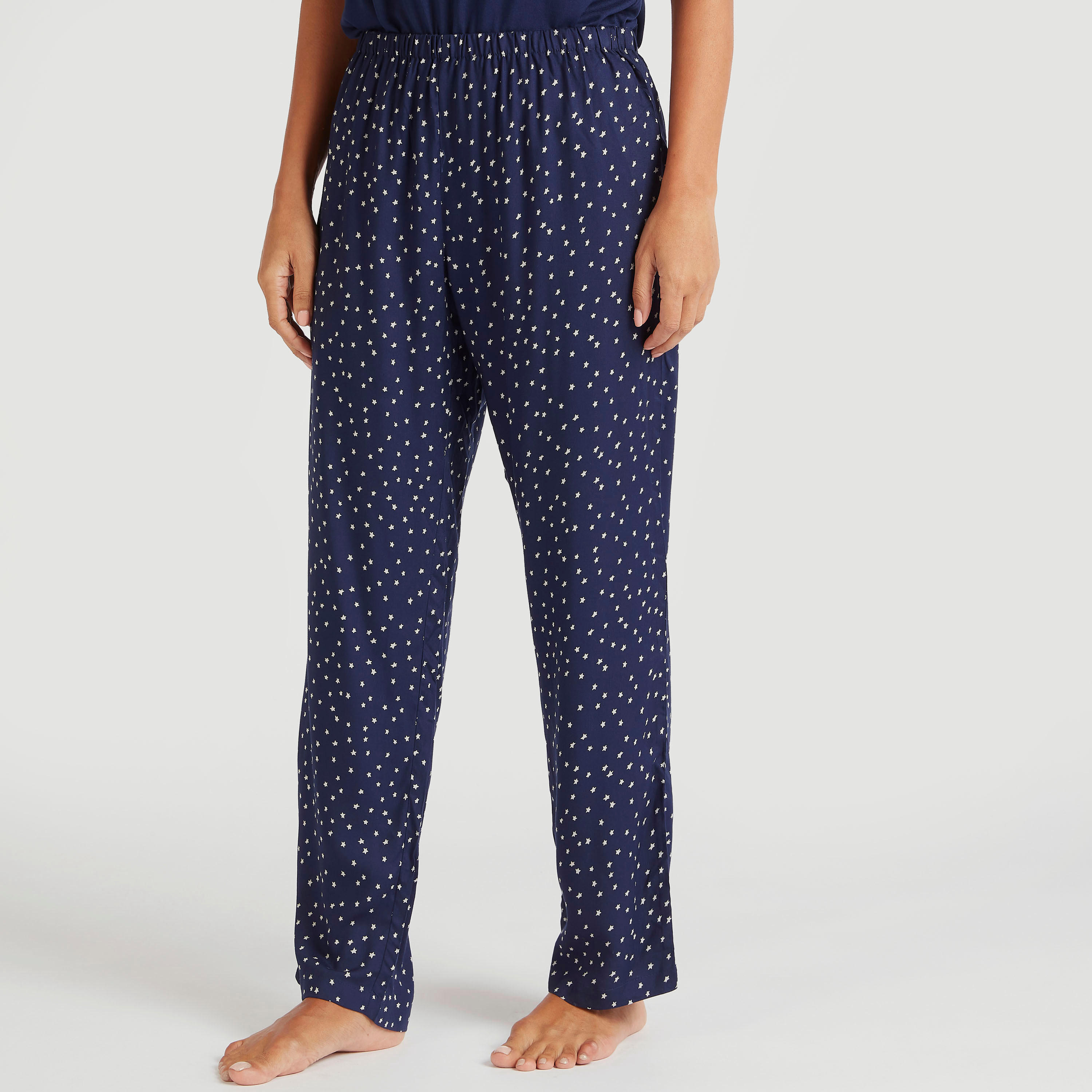 Solid Round Neck T-shirt and Dot Print Pyjama Set-women-clothing-nightwear-pyjamas-longsets-image-4