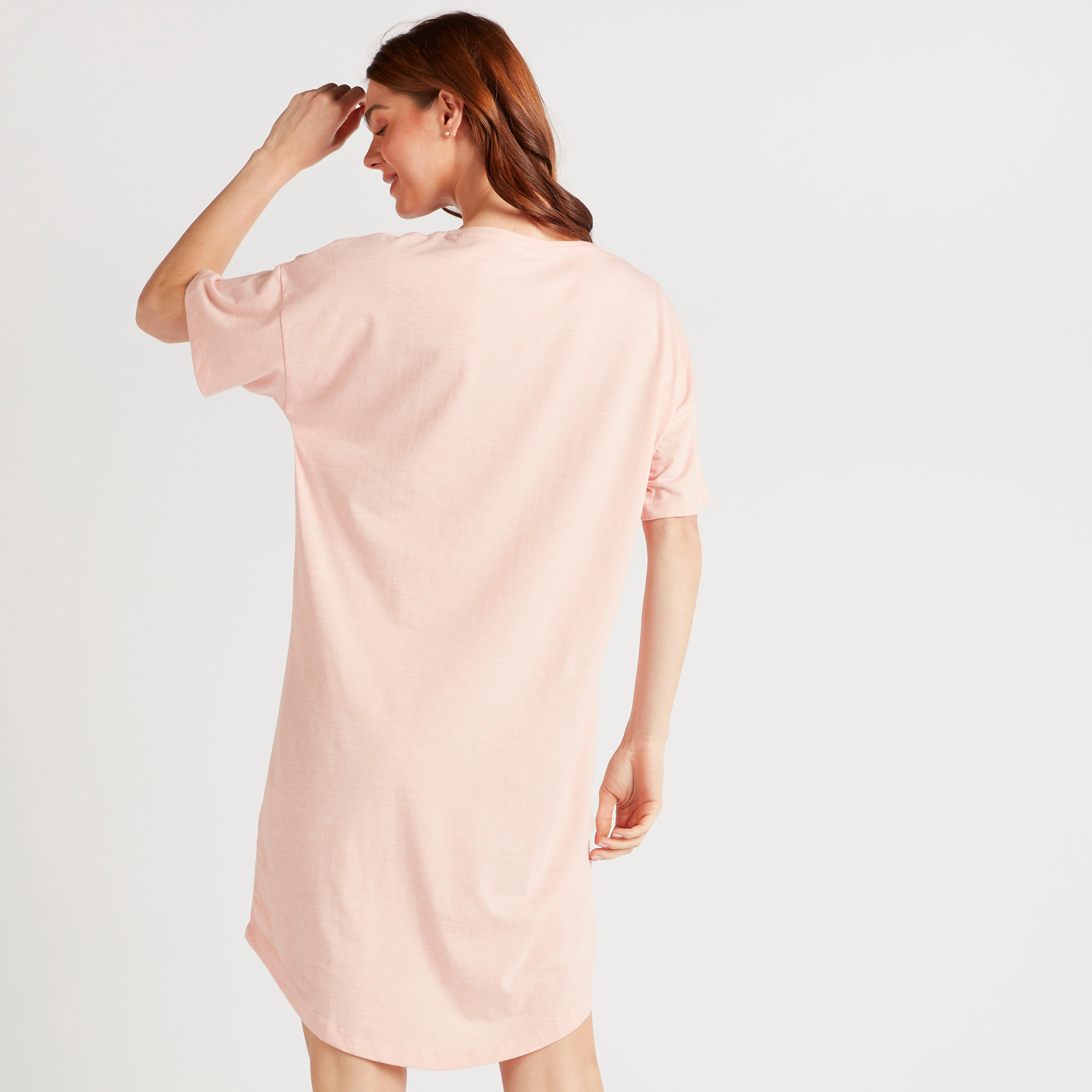 قميص نوم بياقة مستديرة وأكمام قصيرة وطبعات-women-clothing-nightwear-nighties-image-4