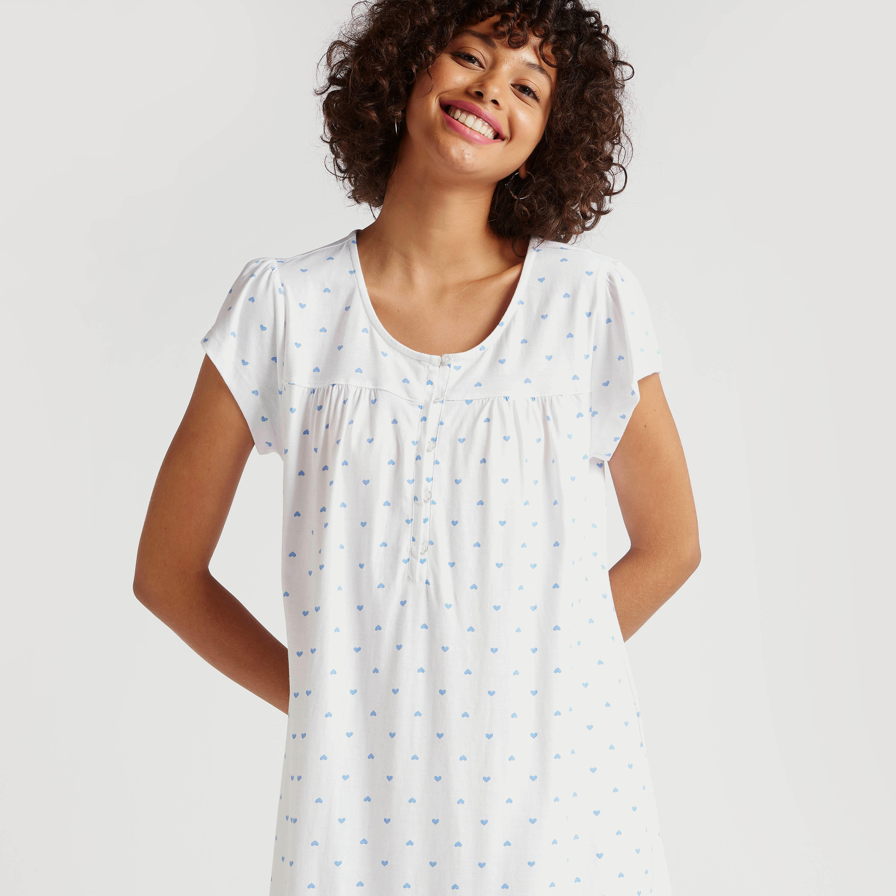فستان نوم بياقة مستديرة وطبعات وأكمام قصيرة-women-clothing-nightwear-nighties-image-5
