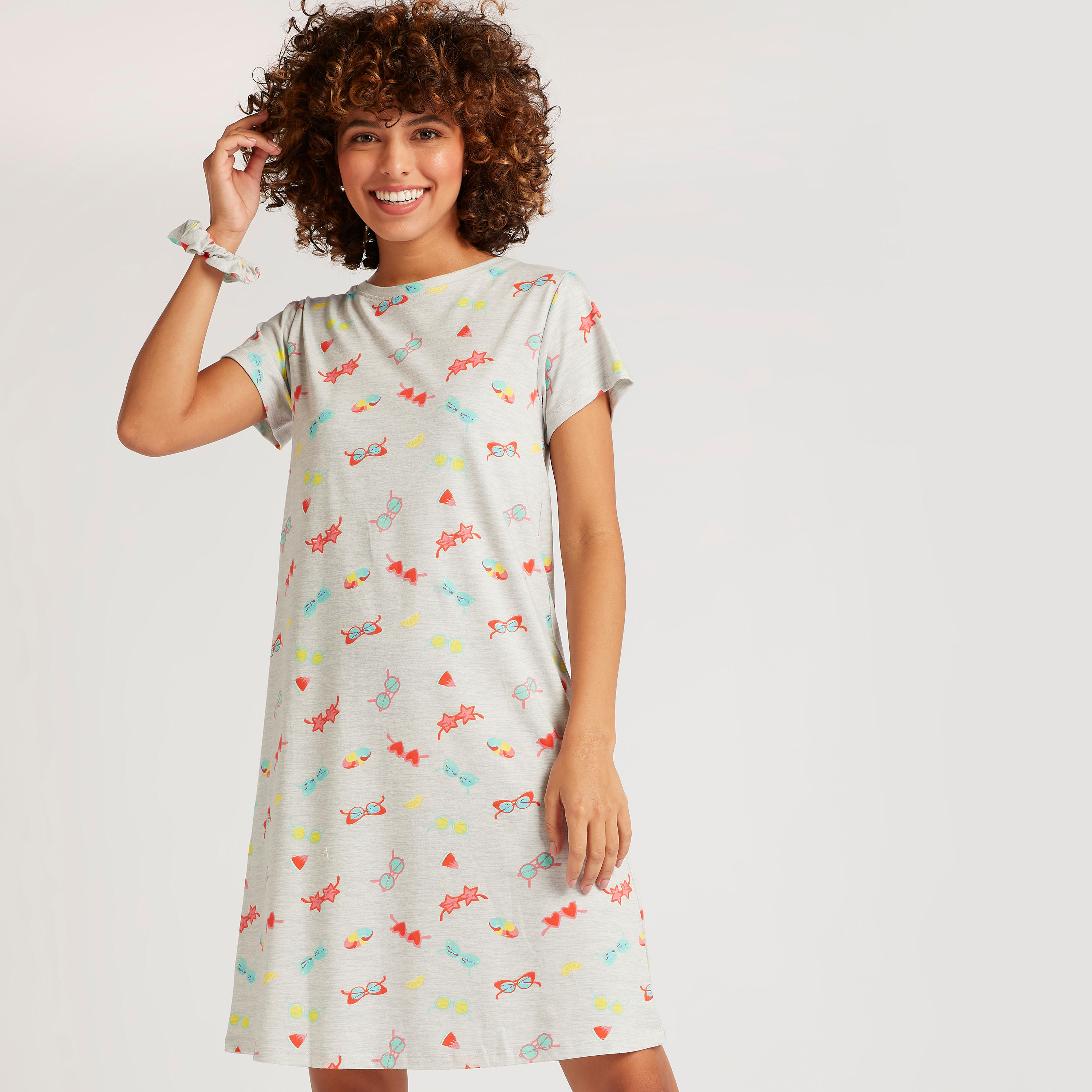 قميص بأكمام قصيرة وطبعات - طقم من قطعتين-women-clothing-nightwear-nighties-image-6