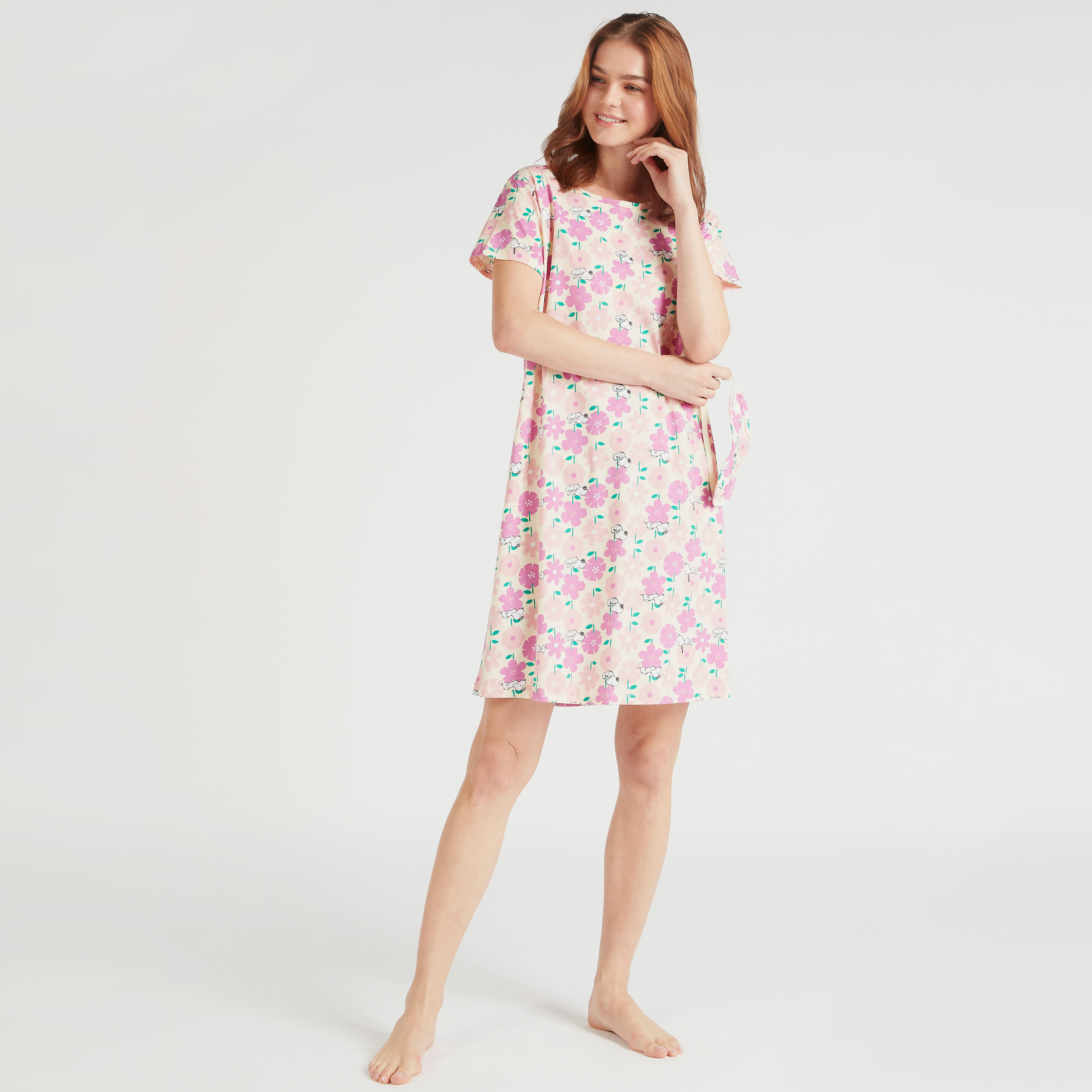قميص بأكمام قصيرة وطبعات - طقم من قطعتين-women-clothing-nightwear-nighties-image-5