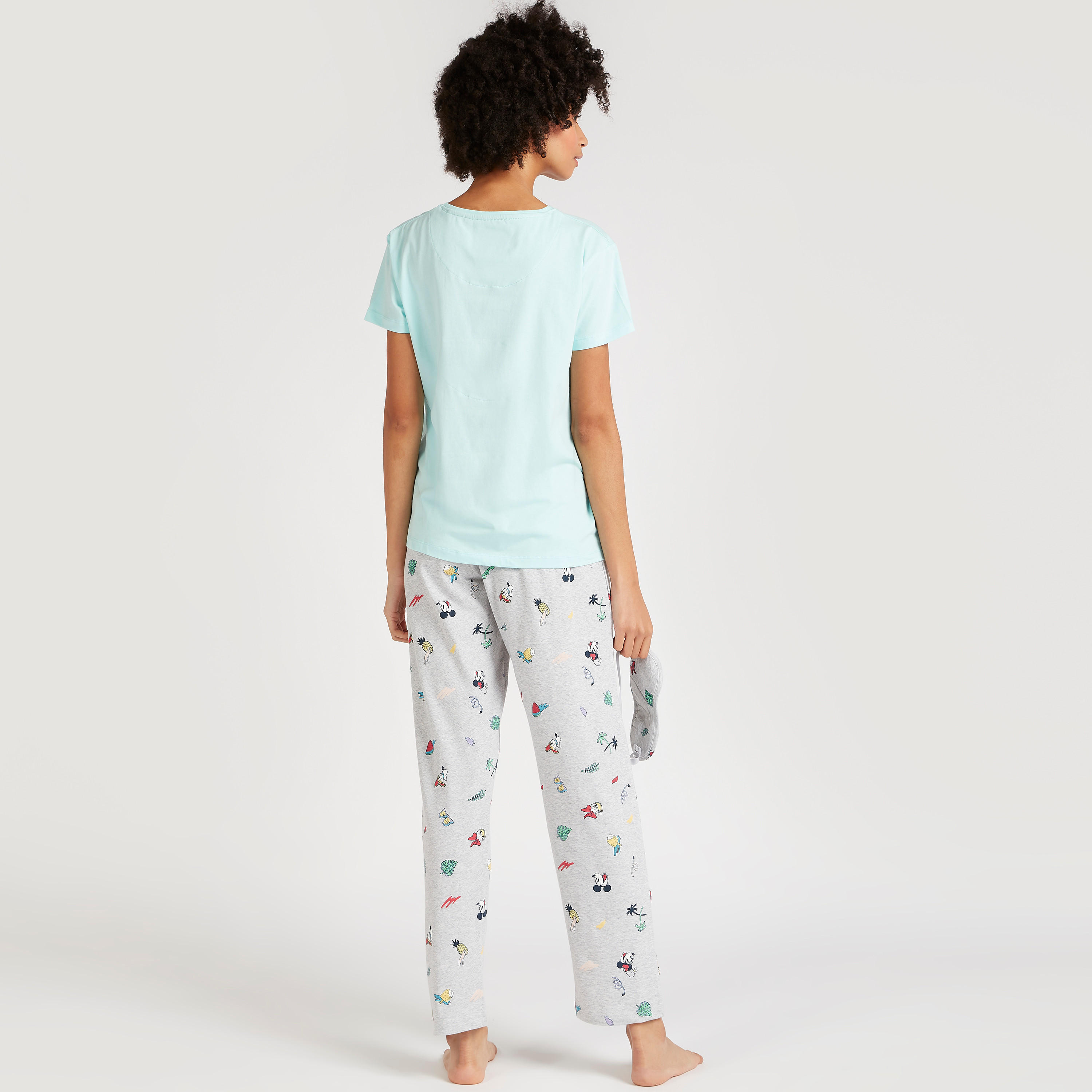 طقم بنطلون بيجاما وتيشيرت بياقة ضيّقة وطبعات-women-clothing-nightwear-pyjamas-longsets-image-3