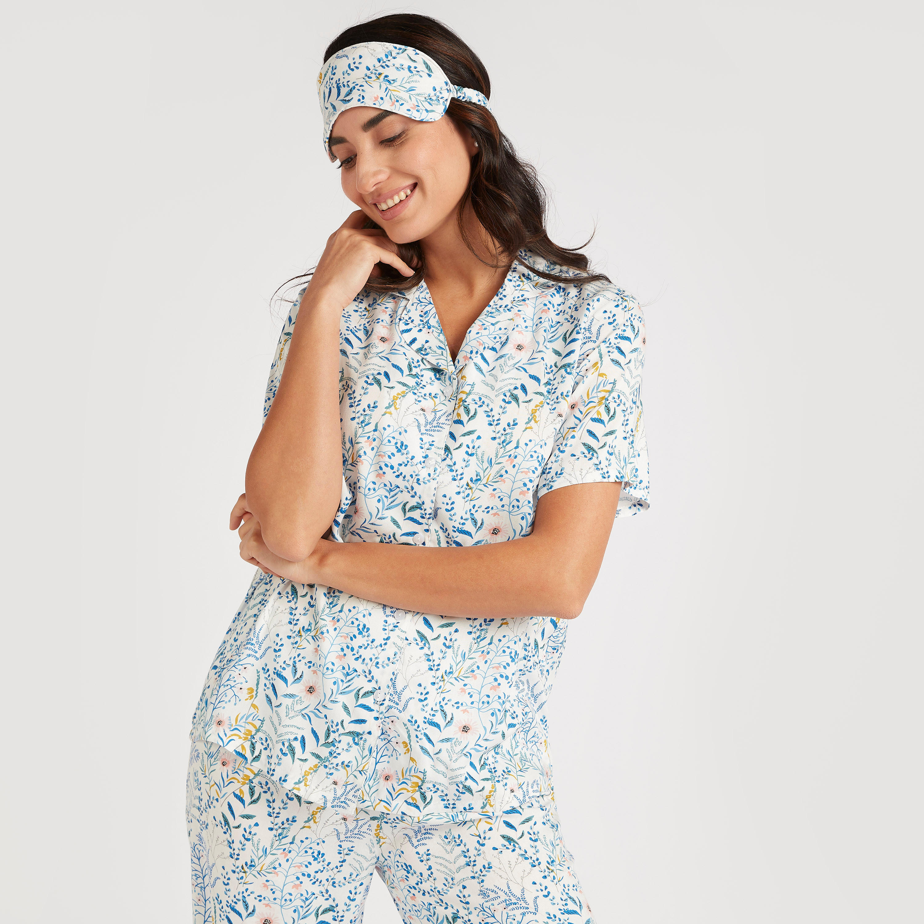 طقم بنطلون بيجاما طويل وقميص بطبعات وقناع عيون-women-clothing-nightwear-pyjamas-longsets-image-2
