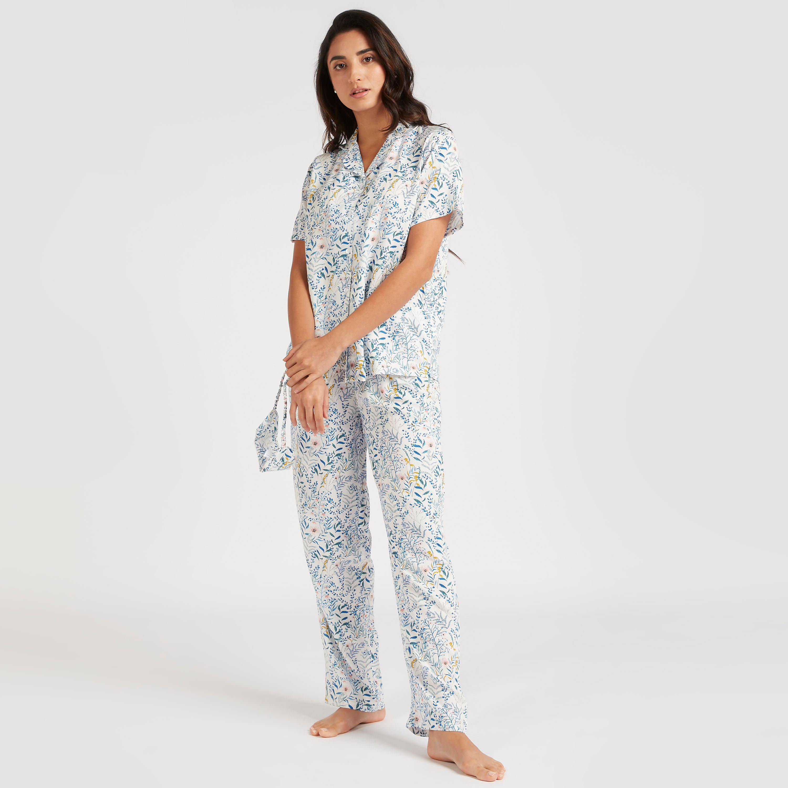 طقم بنطلون بيجاما طويل وقميص بطبعات وقناع عيون-women-clothing-nightwear-pyjamas-longsets-image-6