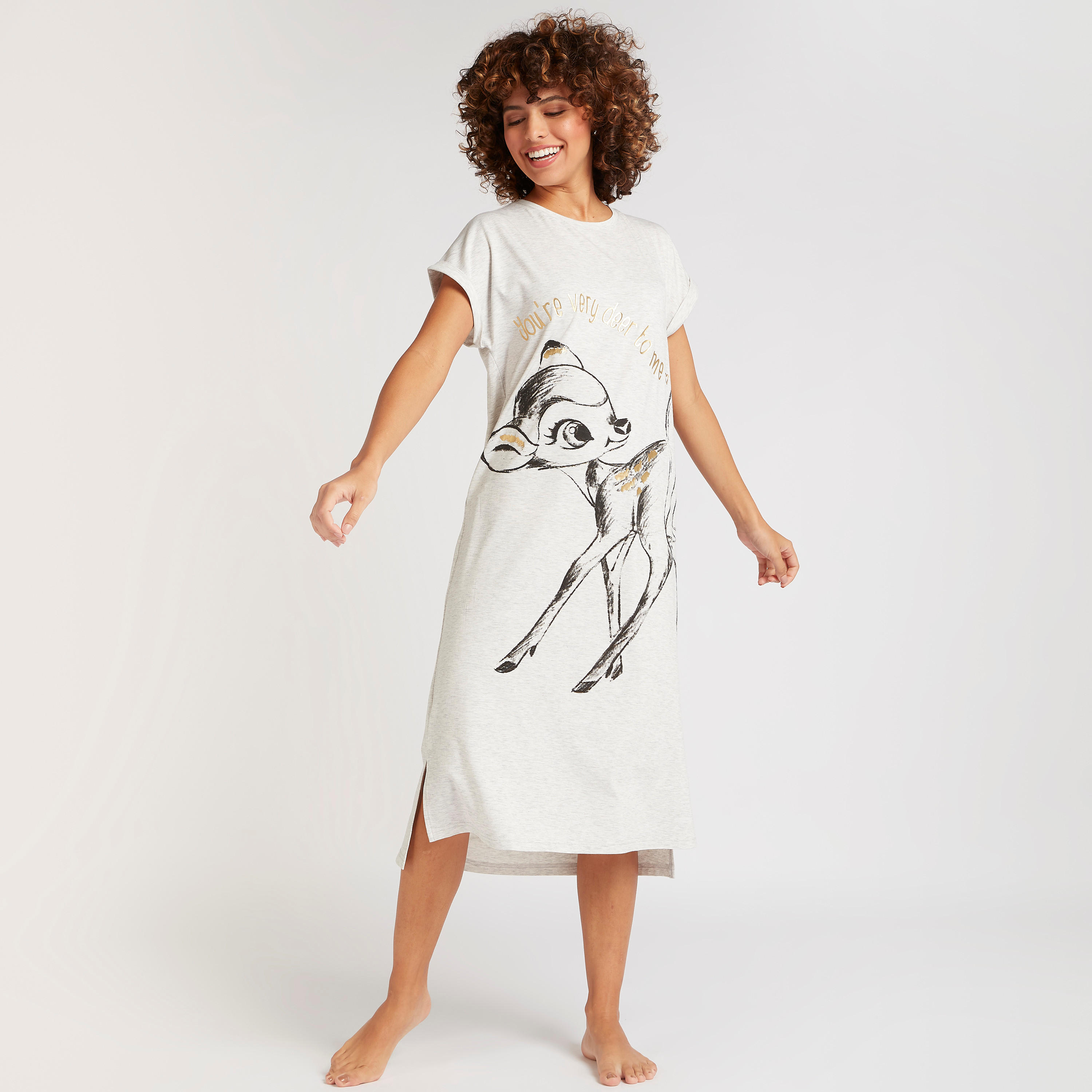 قميص نوم بطبعات وتفاصيل فتحة وأكمام كاب-women-clothing-nightwear-nighties-image-2