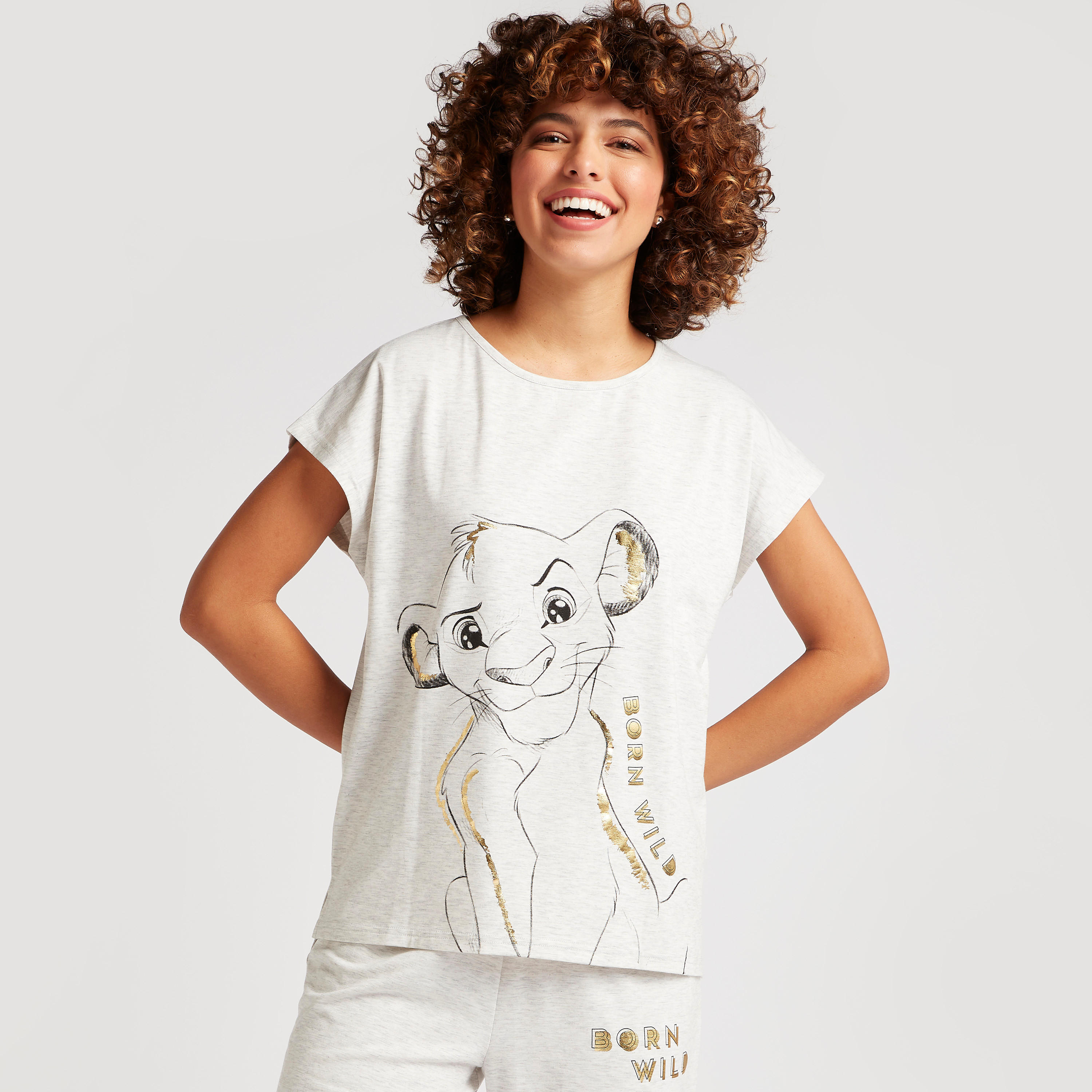 طقم بيجاما و تيشيرت بأكمام قصيرة وطبعات سيمبا-women-clothing-nightwear-pyjamas-longsets-image-2