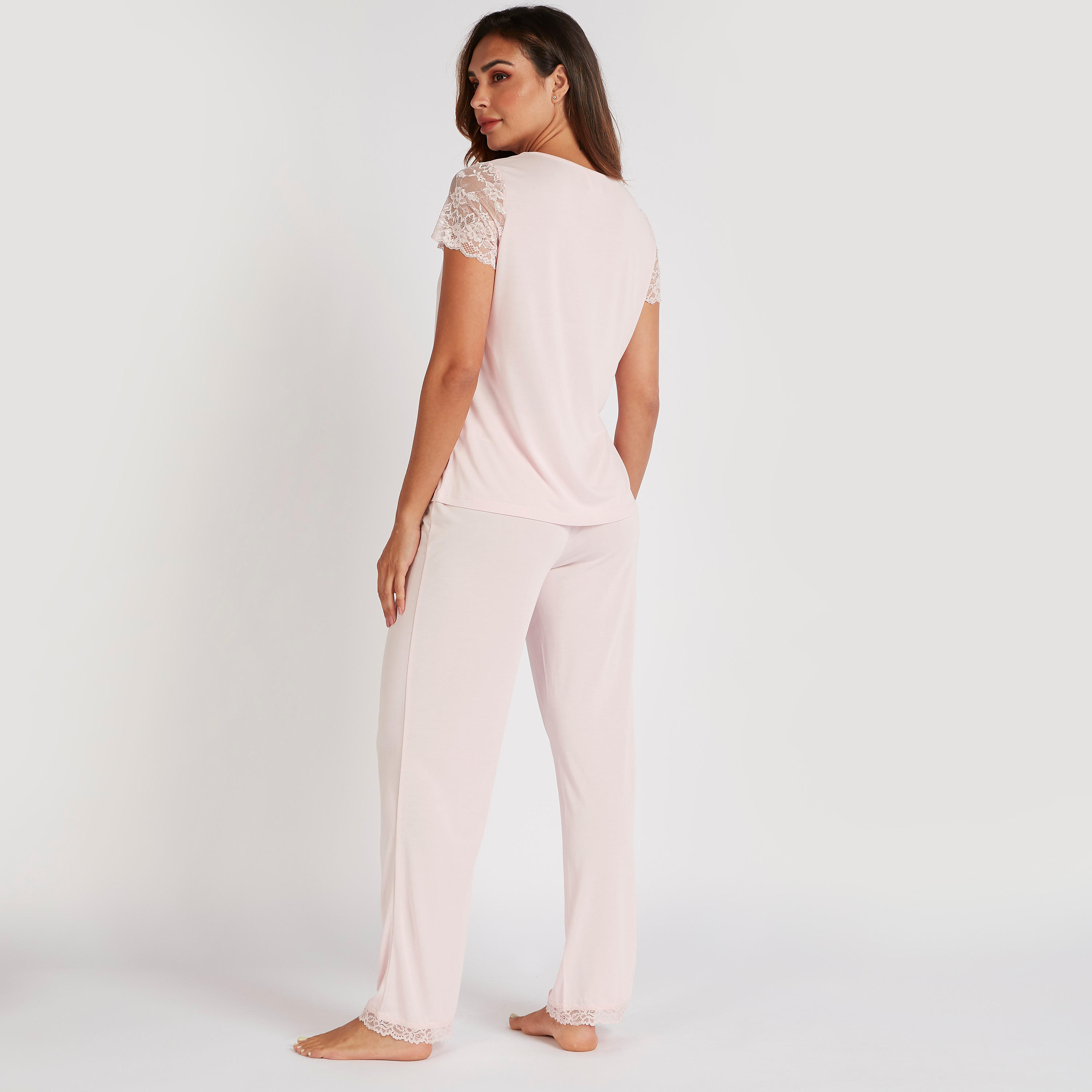 طقم بنطلون بيجاما بطول كامل وبلوزة سادة بياقة مستديرة-women-clothing-nightwear-pyjamas-longsets-image-1