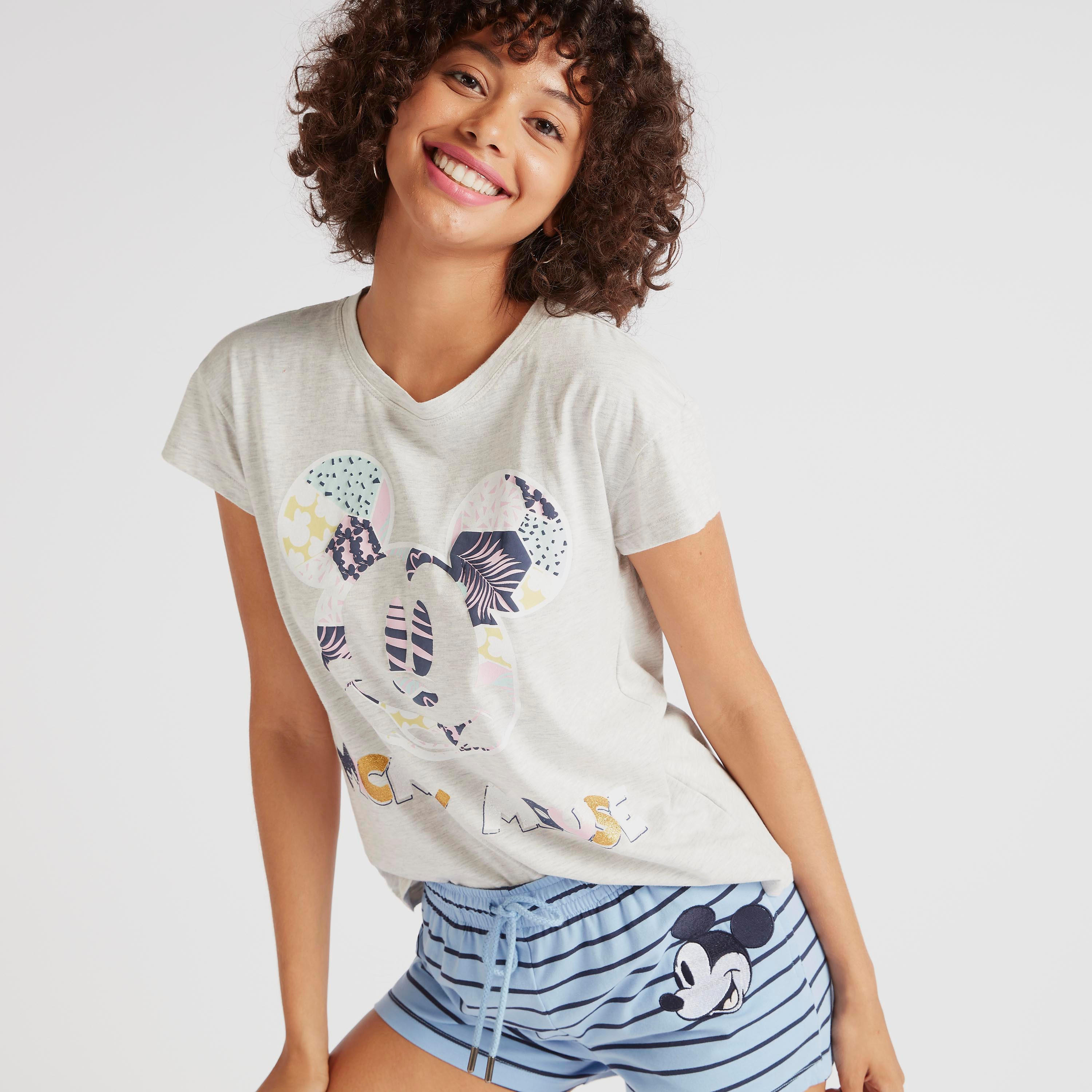 طقم من شورت مخطّط وتيشيرت بطبعات ميكي ماوس-women-clothing-nightwear-pyjamas-longsets-image-2