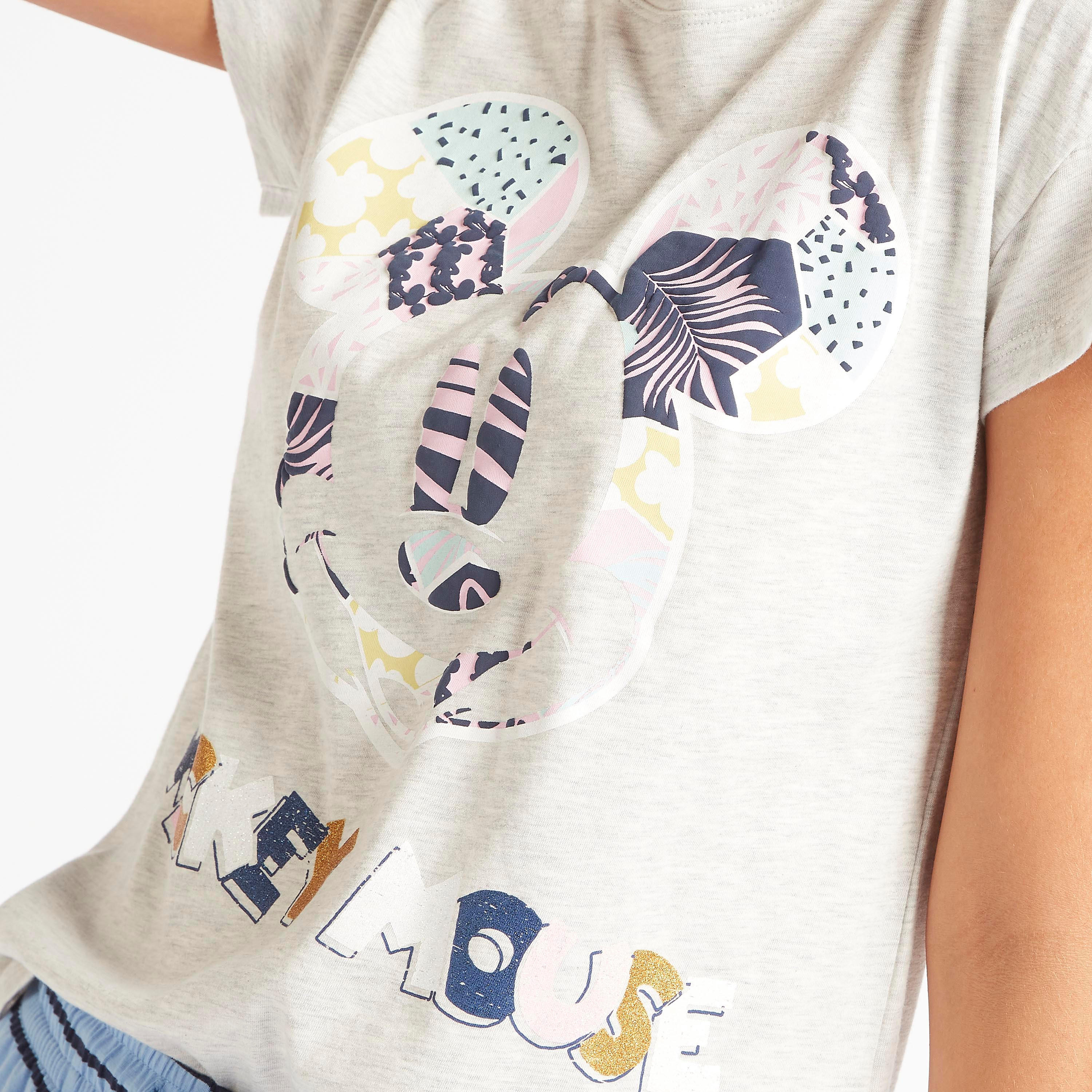 طقم من شورت مخطّط وتيشيرت بطبعات ميكي ماوس-women-clothing-nightwear-pyjamas-longsets-image-4