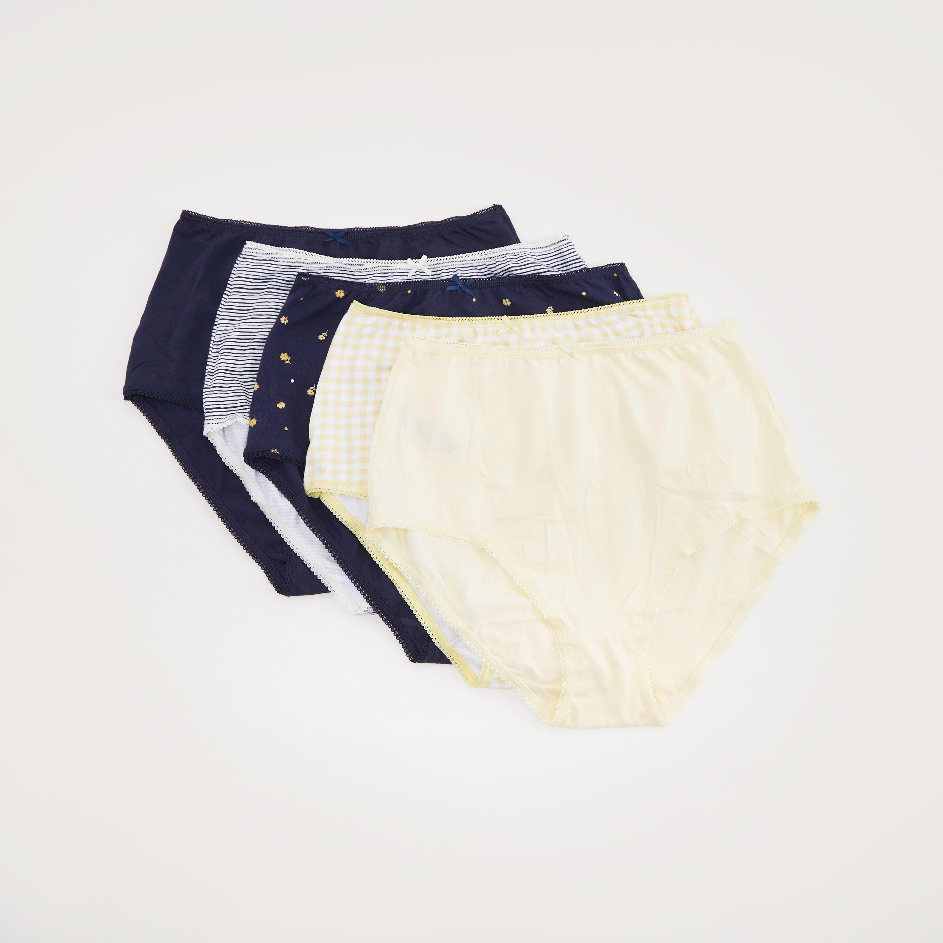 سراويل داخليّة كلاسيك بفيونكة وطبعات - طقم من 5 قطع-women-clothing-lingerie-panties-image-1