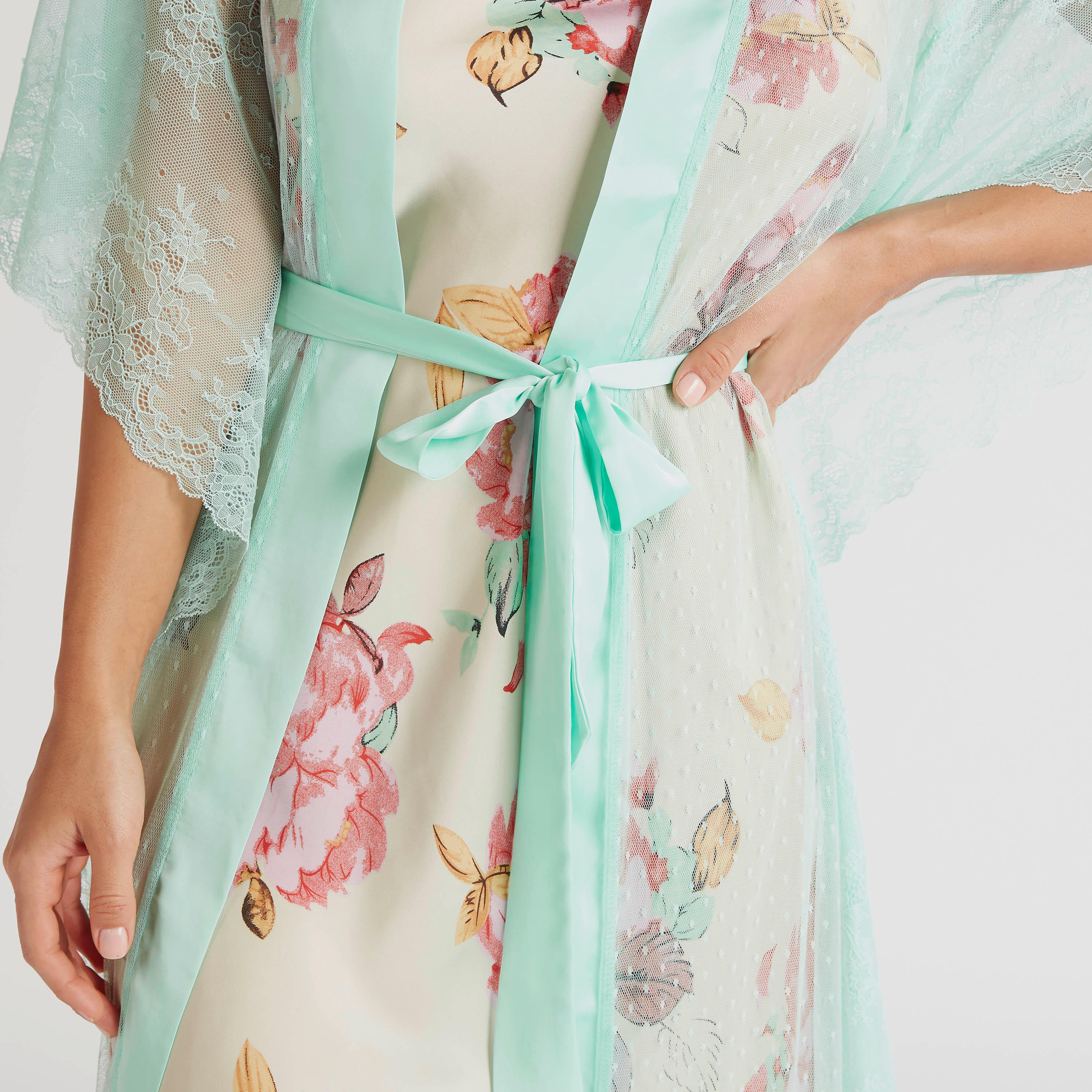 روب كيمونو سادة بأكمام 3/4 وأربطة-women-clothing-nightwear-robes-image-5