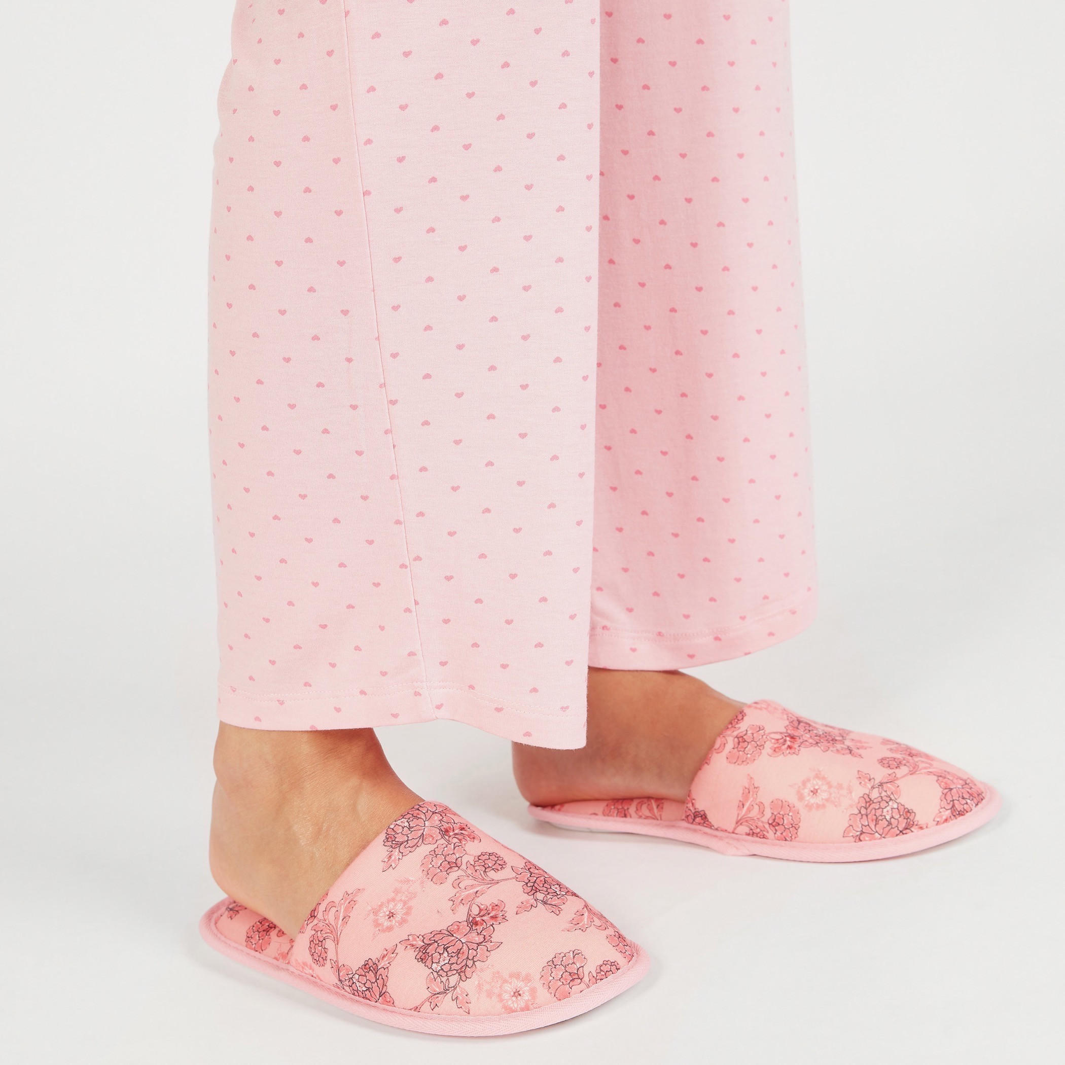 شبشب غرفة نوم سهل الارتداء بطبعات أزهار-women-clothing-nightwear-bedroomslippers-image-2