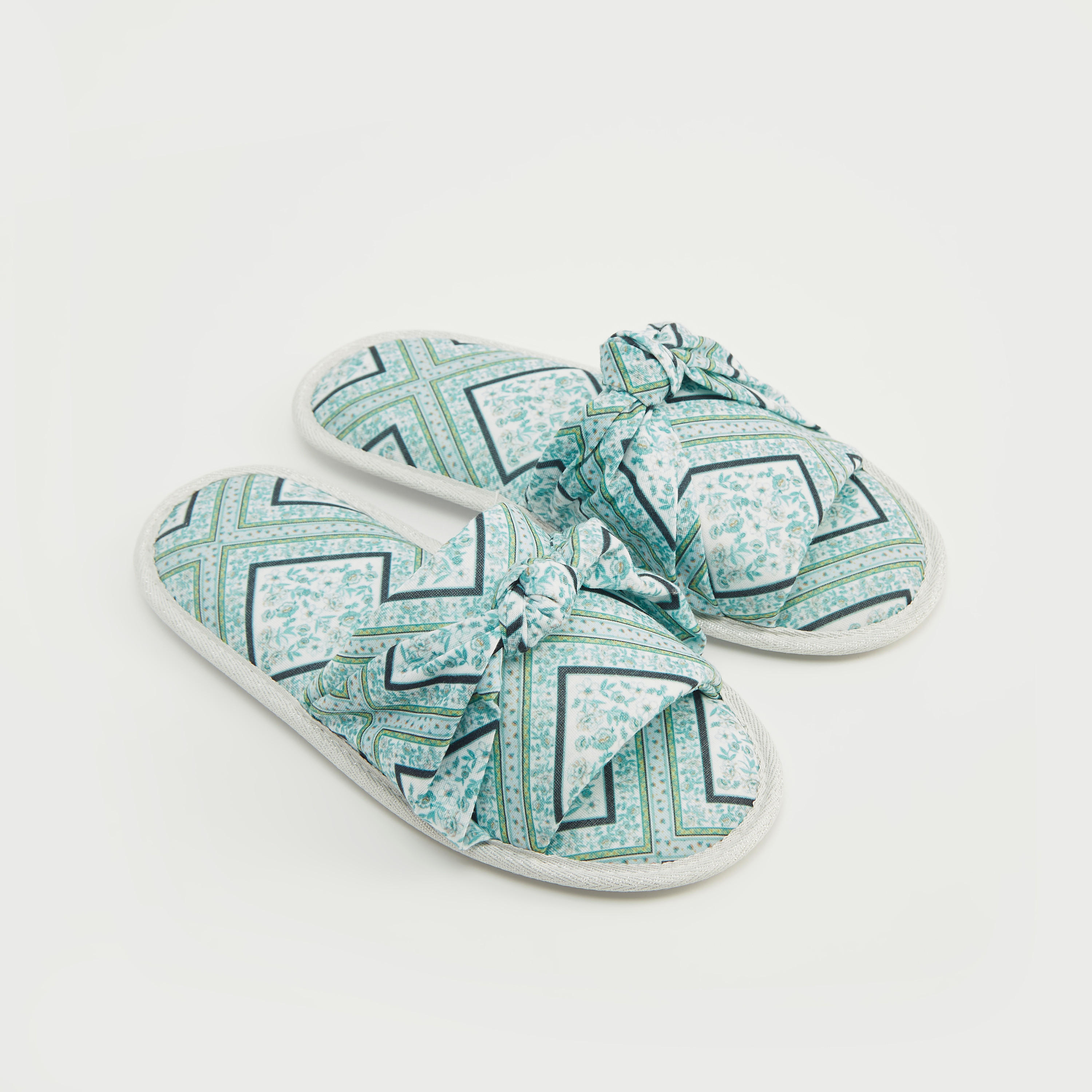 شبشب غرفة نوم سهل الارتداء بطبعات وتفاصيل عقدة-women-clothing-nightwear-bedroomslippers-image-2