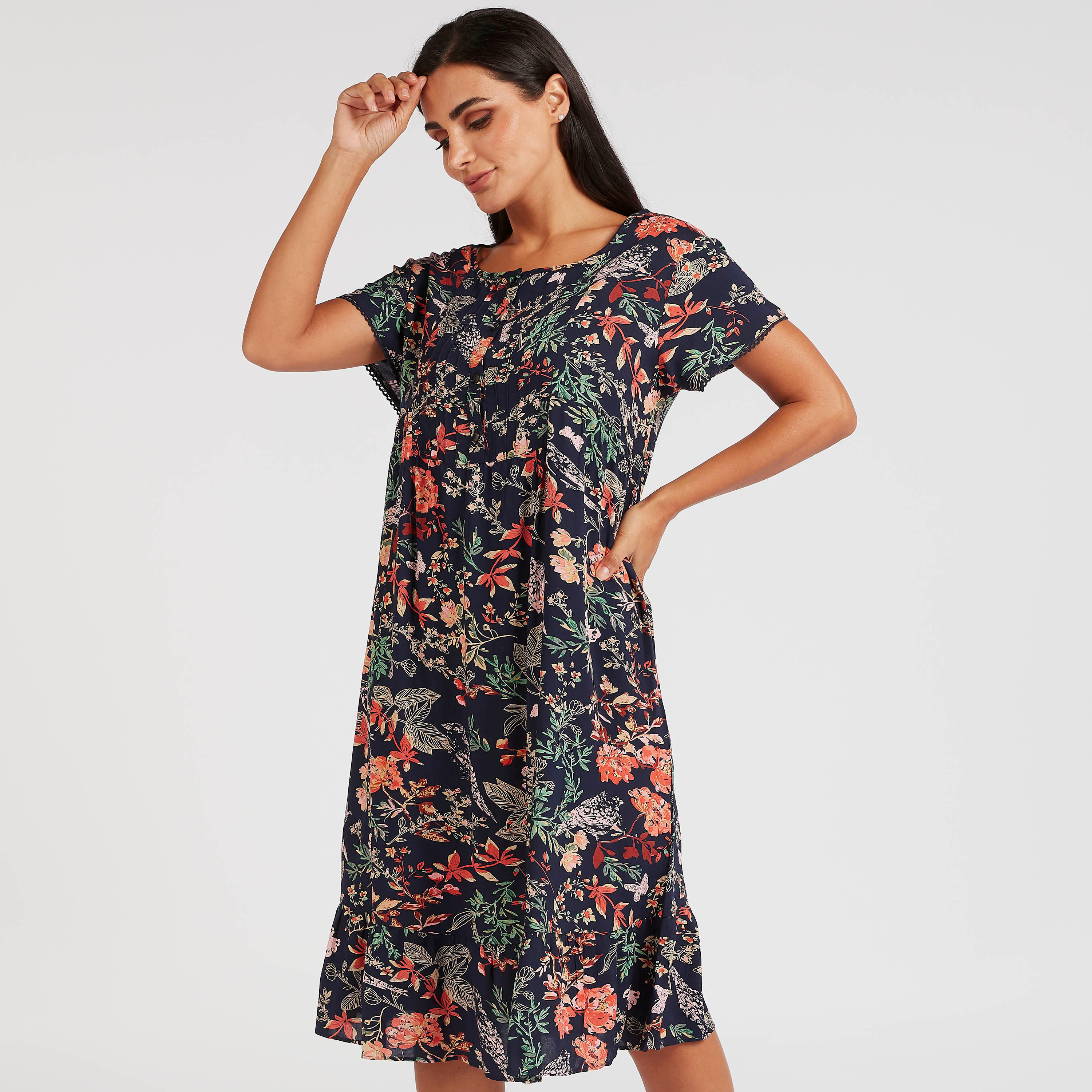 ثوب نوم بياقة مستديرة وأكمام قصيرة وطبعات-women-clothing-nightwear-nighties-image-1
