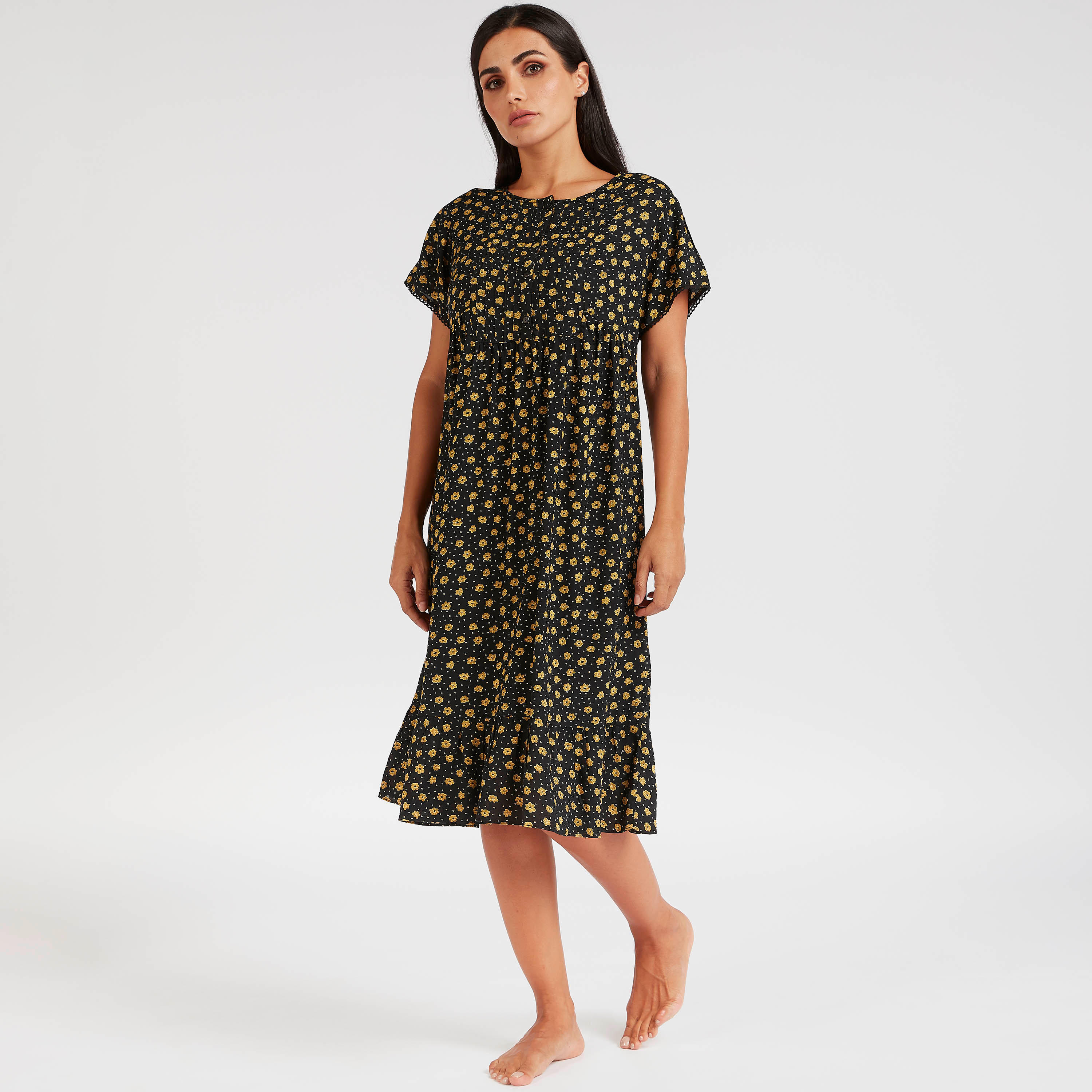 فستان ميدي بياقة مستديرة وأكمام قصيرة وطبعات زهرية-women-clothing-nightwear-nighties-image-2
