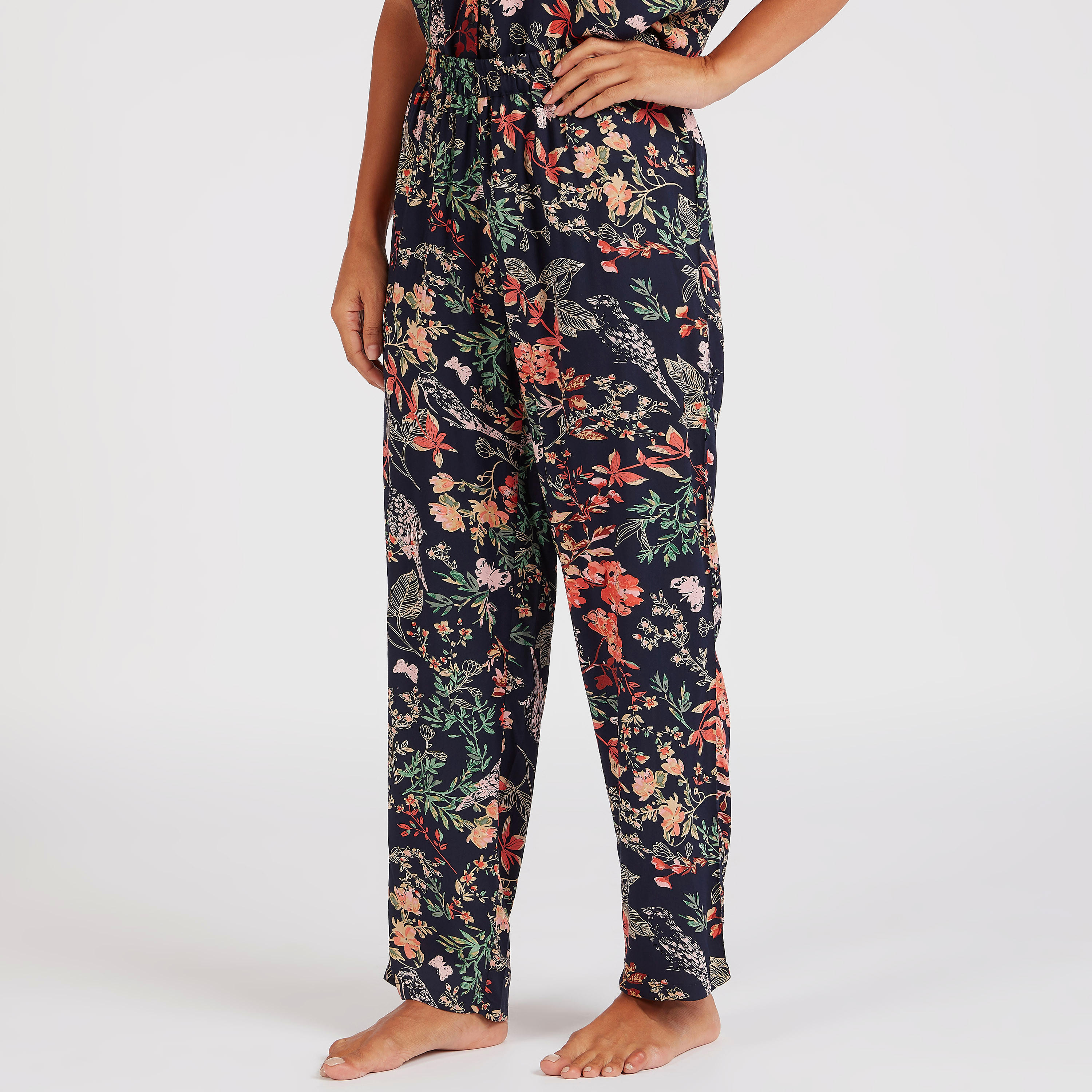 طقم بنطلون بيجاما وقميص بأكمام قصيرة وطبعات أزهار-women-clothing-nightwear-pyjamas-longsets-image-3