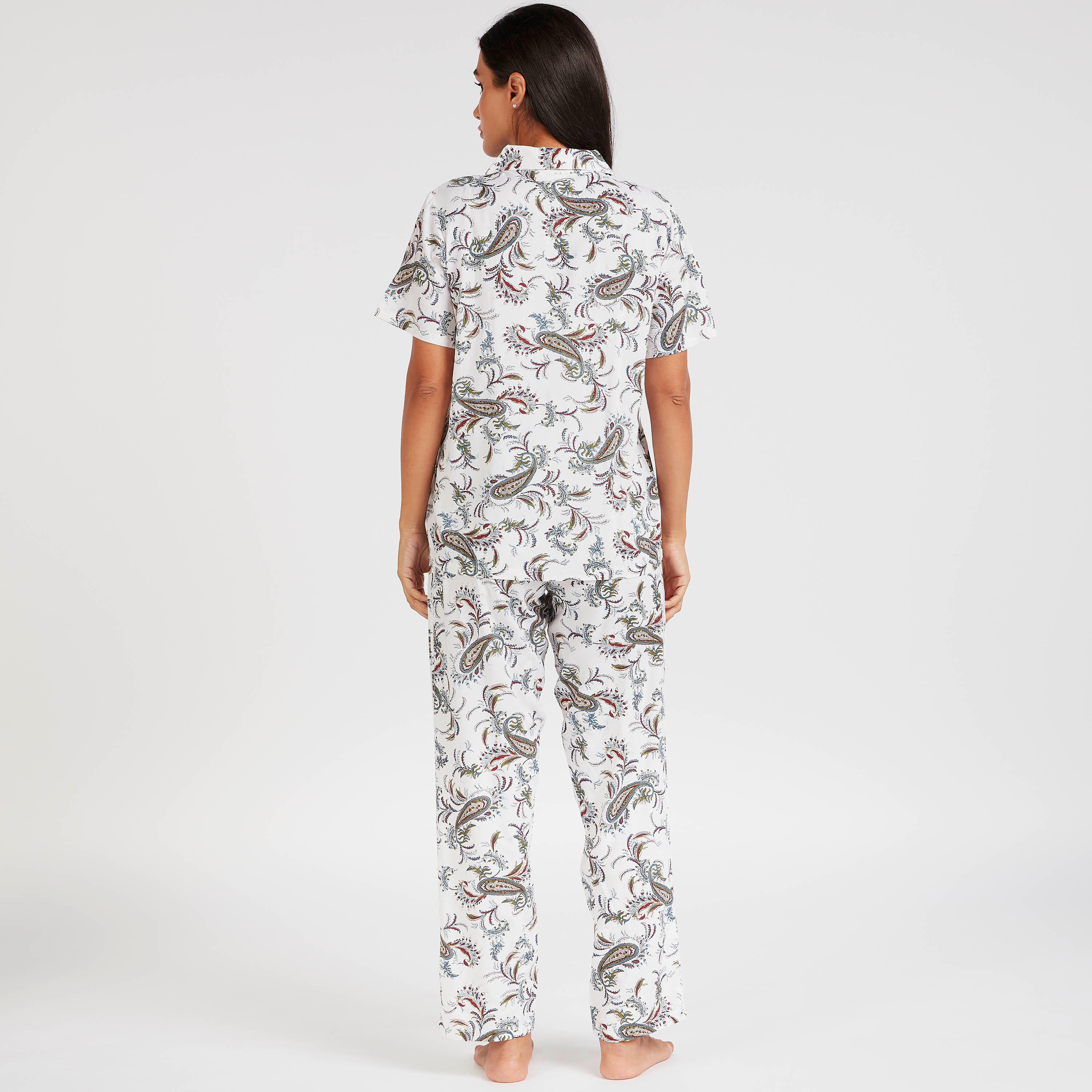 طقم بنطلون بيجاما وقميص بأكمام قصيرة وطبعات بيزلي-women-clothing-nightwear-pyjamas-longsets-image-5