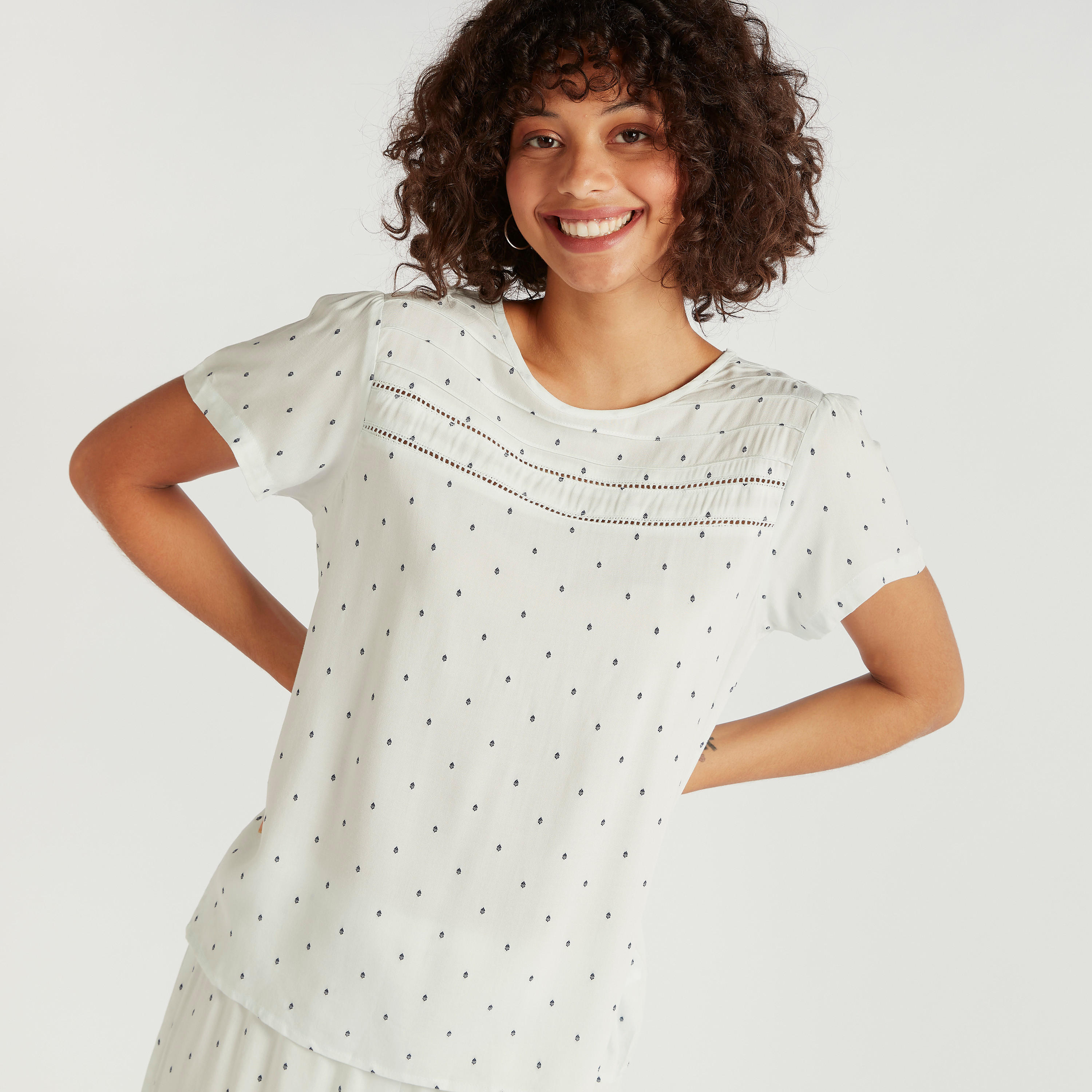 All-Over Print T-shirt and Pyjama Set-women-clothing-nightwear-pyjamas-longsets-image-2
