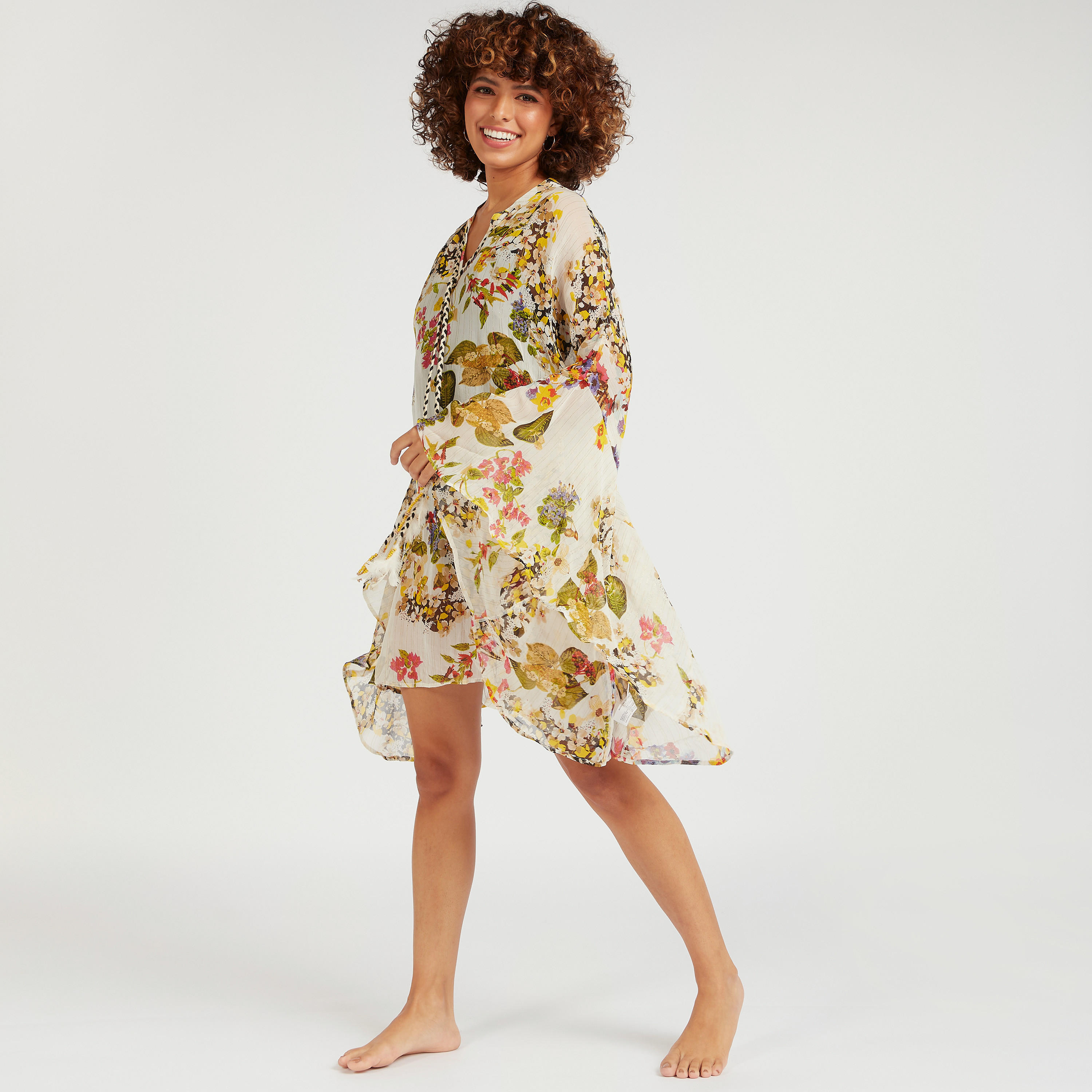 فستان بأربطة وحوّاف غير مستوية وطبعات زهرية-women-clothing-swimandbeach-beachwear-image-2