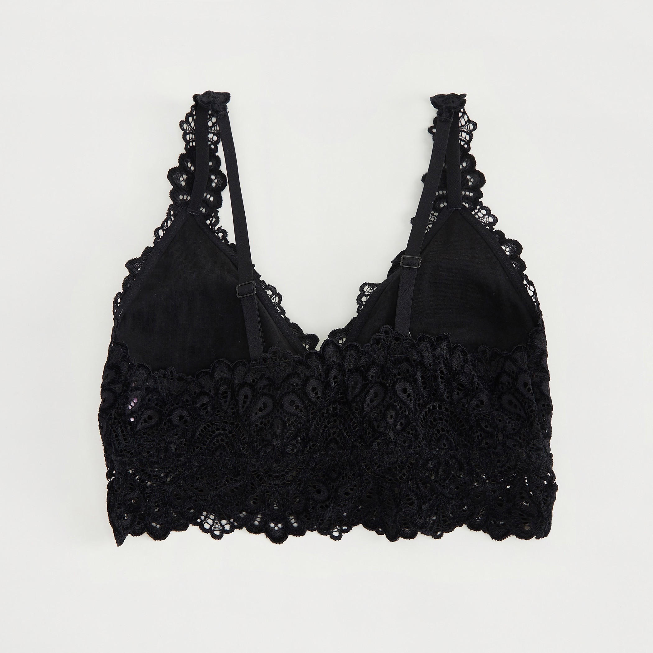 حمالة صدر دانتيل مع سروال قصير- طقم من قطعتين-women-clothing-lingerie-lingeriesets-image-2
